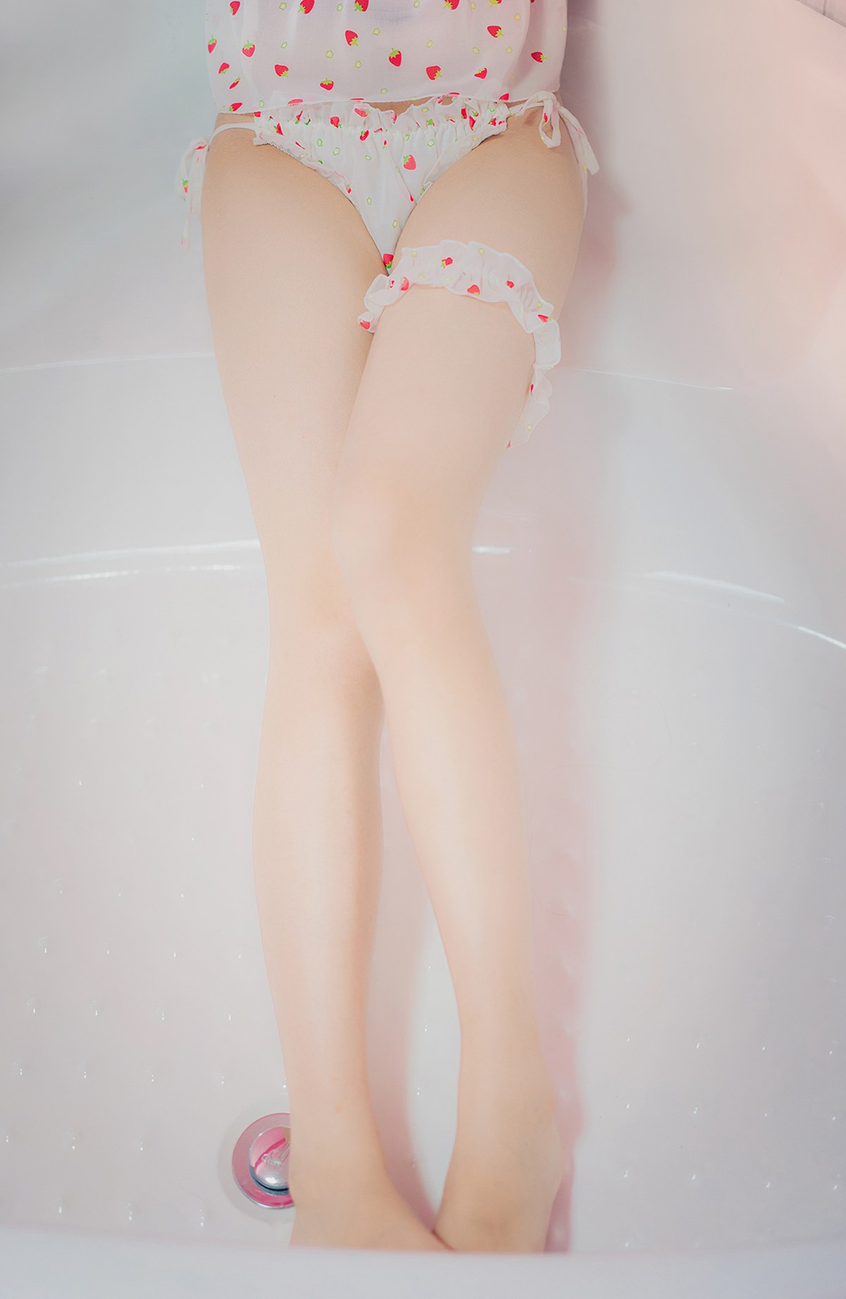 图片[15]-[喵糖映画] VOL.252 草莓妹妹 在线浏览 – 速更版-美库