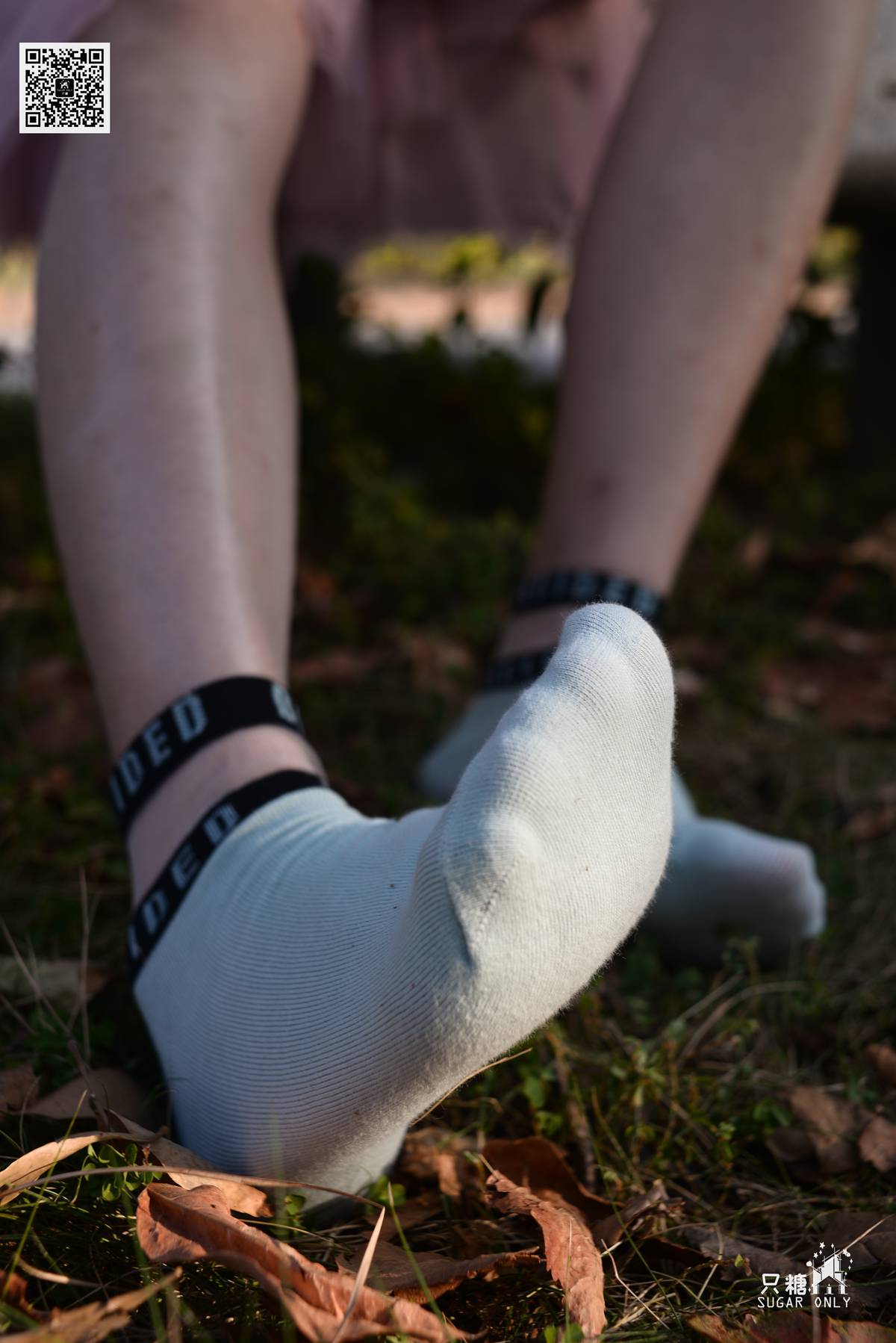图片[3]-[只糖棉袜] NO.105 小伊 愿吹过我的风都能去拥抱你 在线浏览 – 速更版-美库