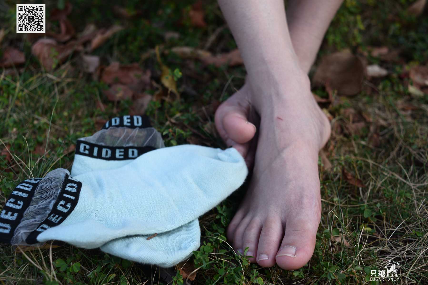 图片[193]-[只糖棉袜] NO.105 小伊 愿吹过我的风都能去拥抱你 在线浏览 – 速更版-美库