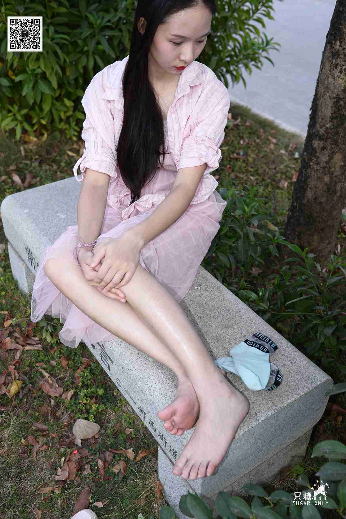 图片[14]-[只糖棉袜] NO.105 小伊 愿吹过我的风都能去拥抱你 在线浏览 – 速更版-美库