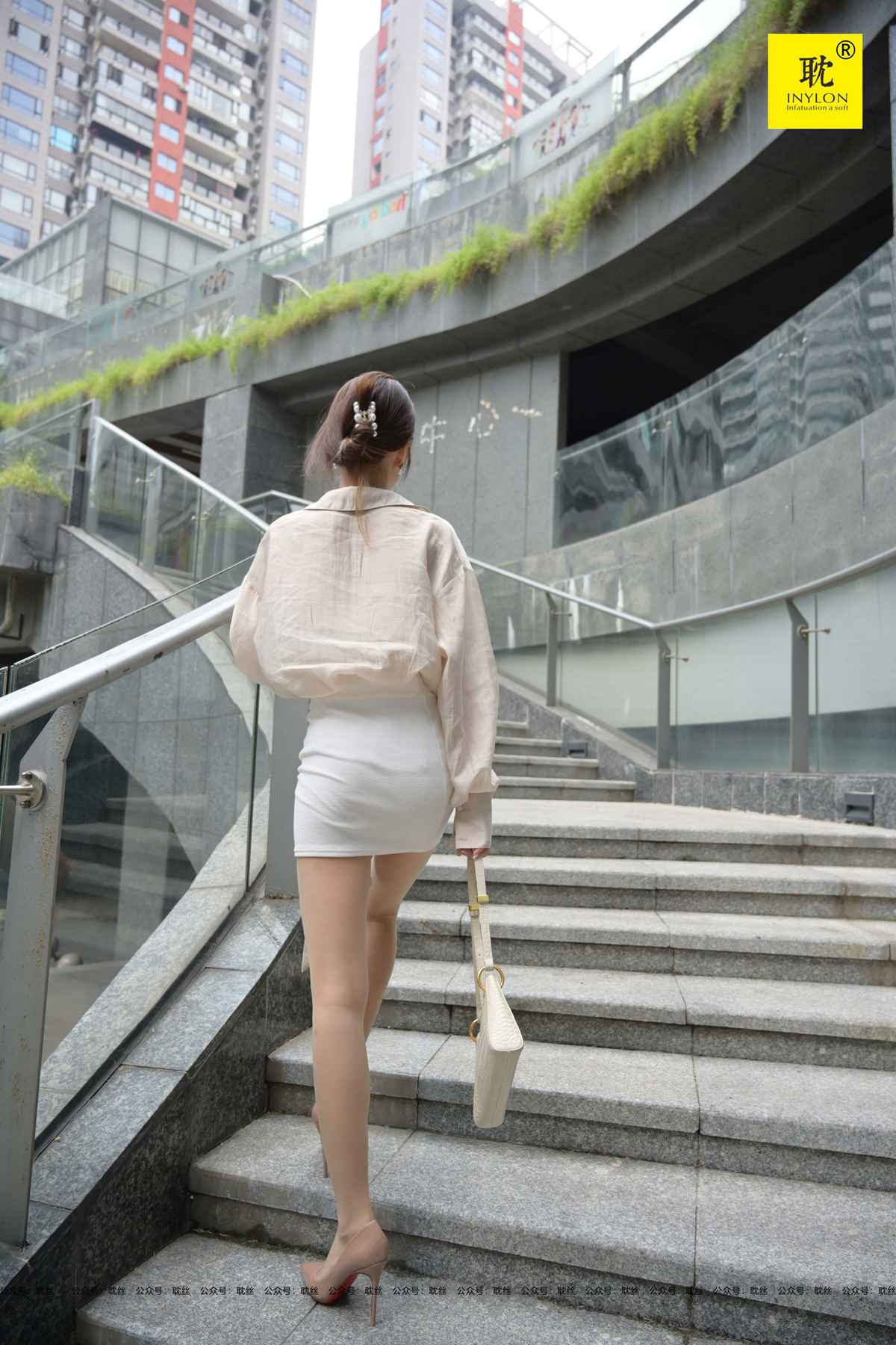 图片[39]-[IESS异思趣向] 耽丝 第N种幻想之《一个人下班》① 在线浏览 – 速更版-美库