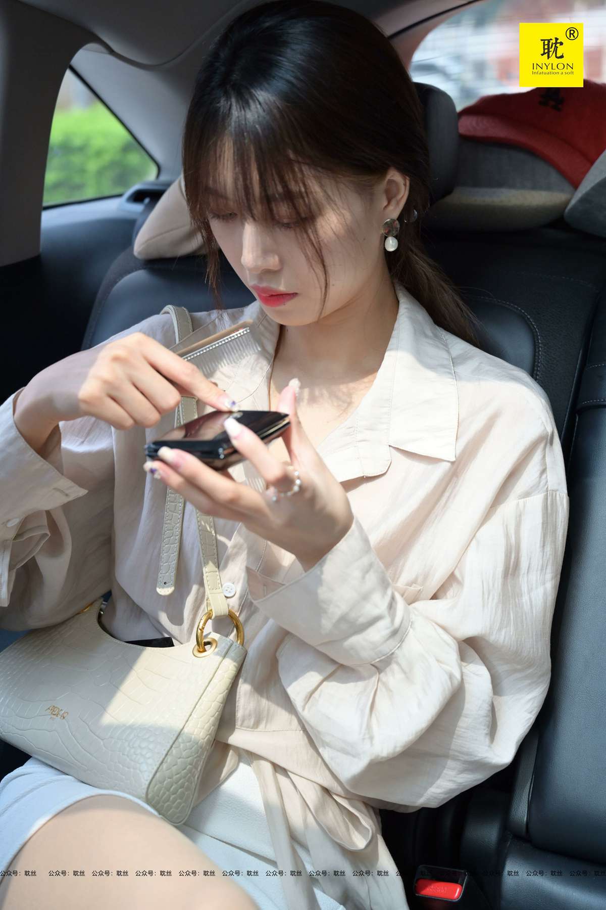 图片[83]-[IESS异思趣向] 耽丝 第N种幻想之《一个人下班》② 在线浏览 – 速更版-美库