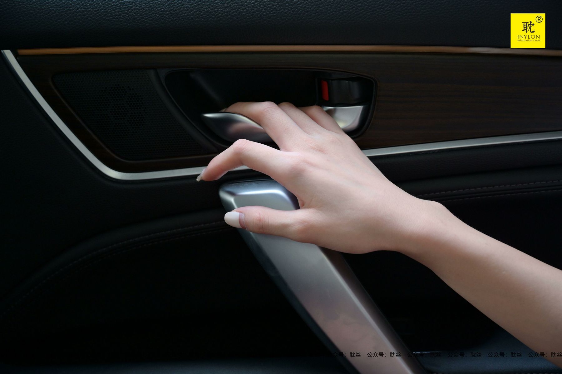 图片[28]-[IESS异思趣向] 耽丝 第N种幻想之《一个人下班》③ 在线浏览 – 速更版-美库