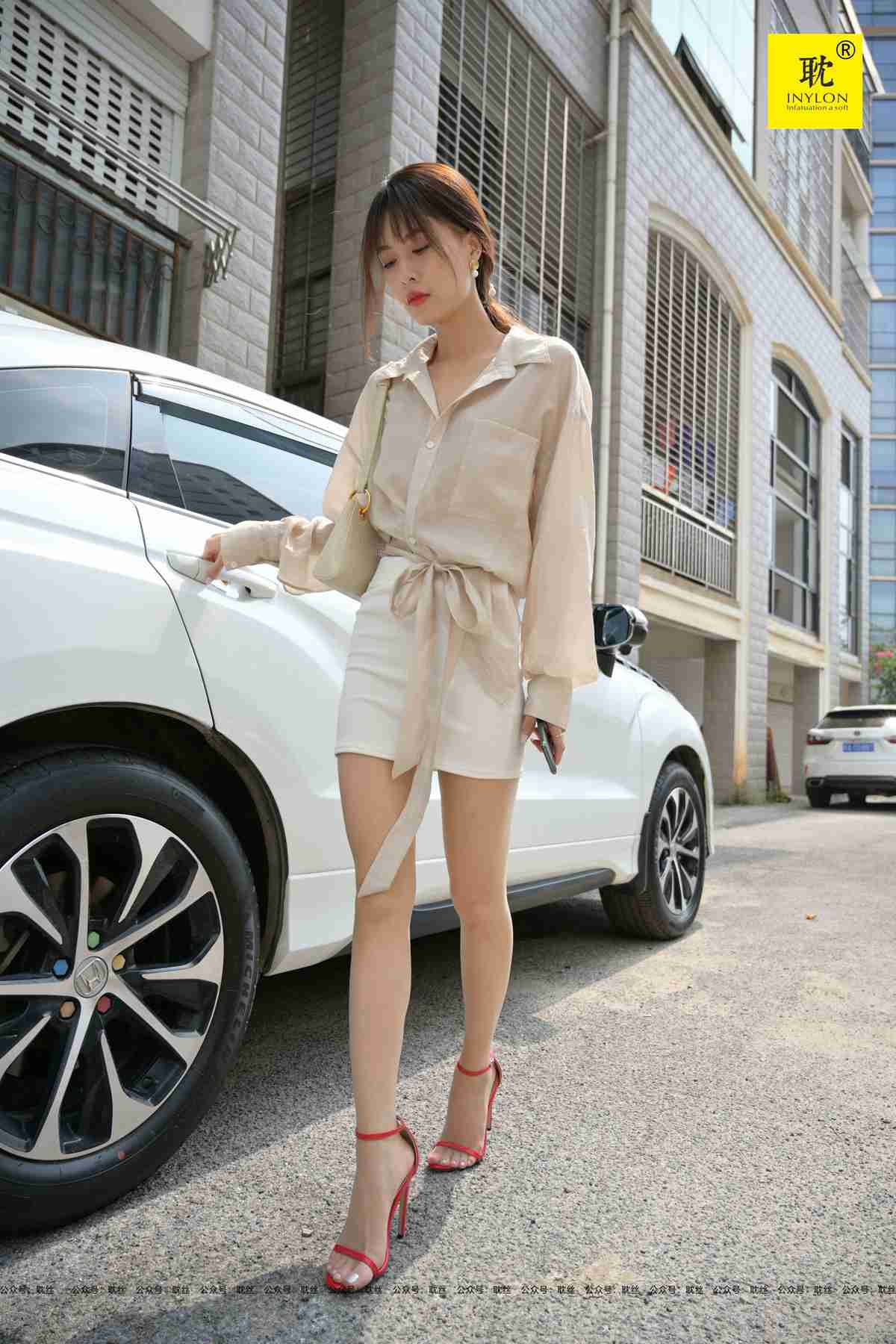 图片[47]-[IESS异思趣向] 耽丝 第N种幻想之《一个人下班》② 在线浏览 – 速更版-美库