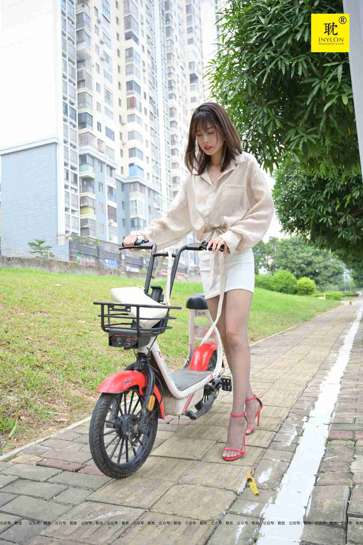 图片[40]-[IESS异思趣向] 耽丝 第N种幻想之《一个人下班》⑦ 丘主管 在线浏览 – 速更版-美库