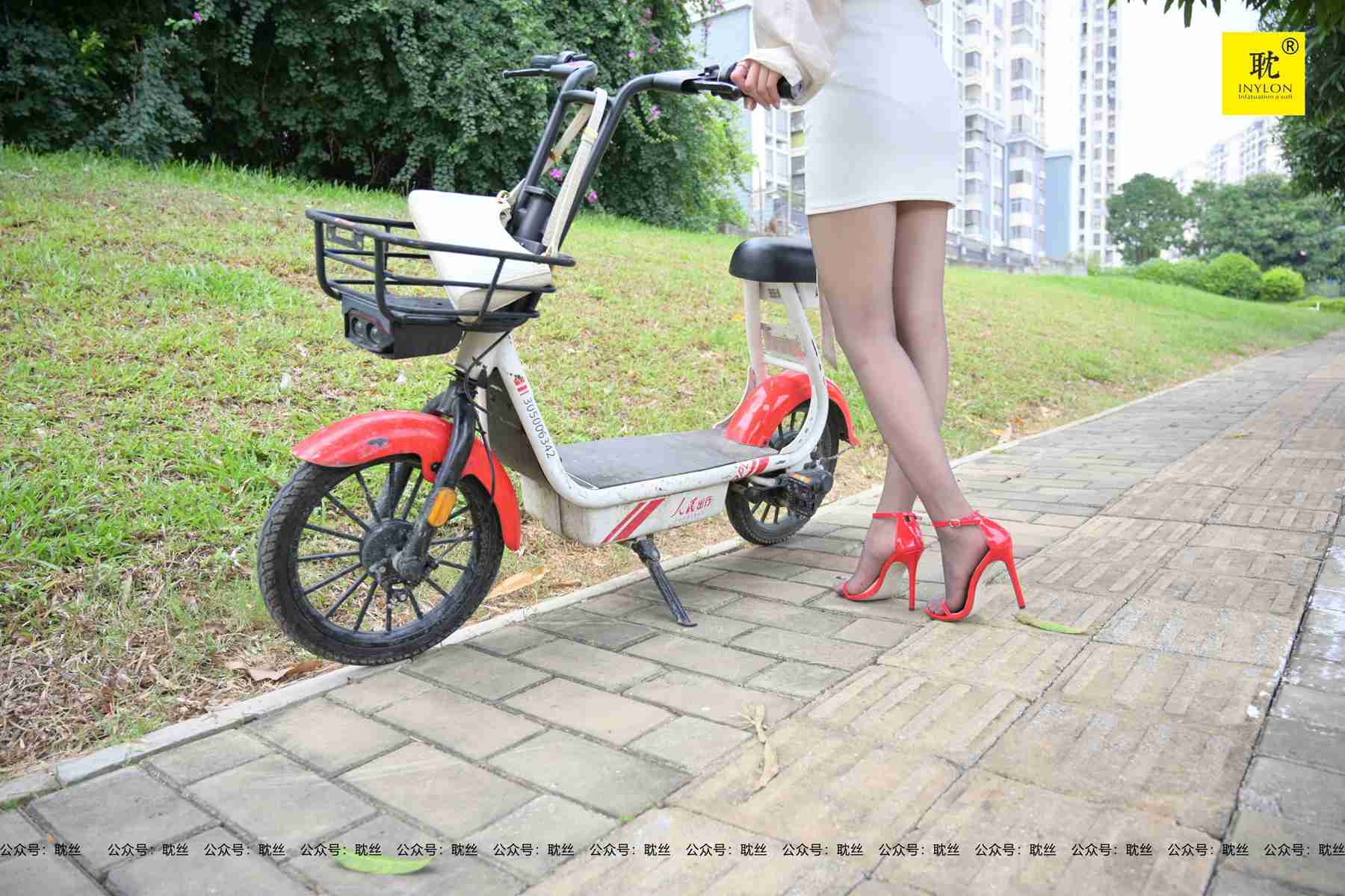 图片[54]-[IESS异思趣向] 耽丝 第N种幻想之《一个人下班》⑦ 丘主管 在线浏览 – 速更版-美库