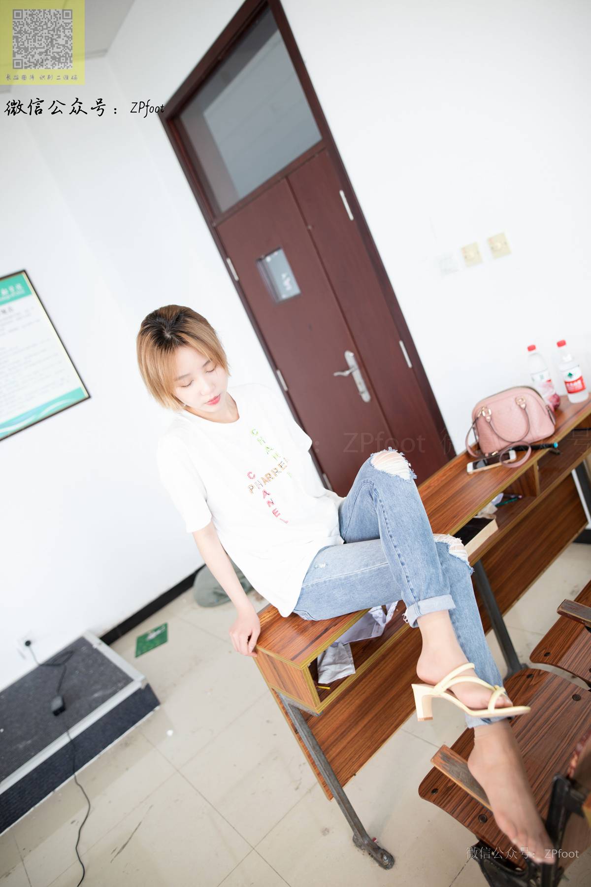图片[25]-[山茶摄影] NO.170 丝袜穿搭13 在线浏览 – 速更版-美库