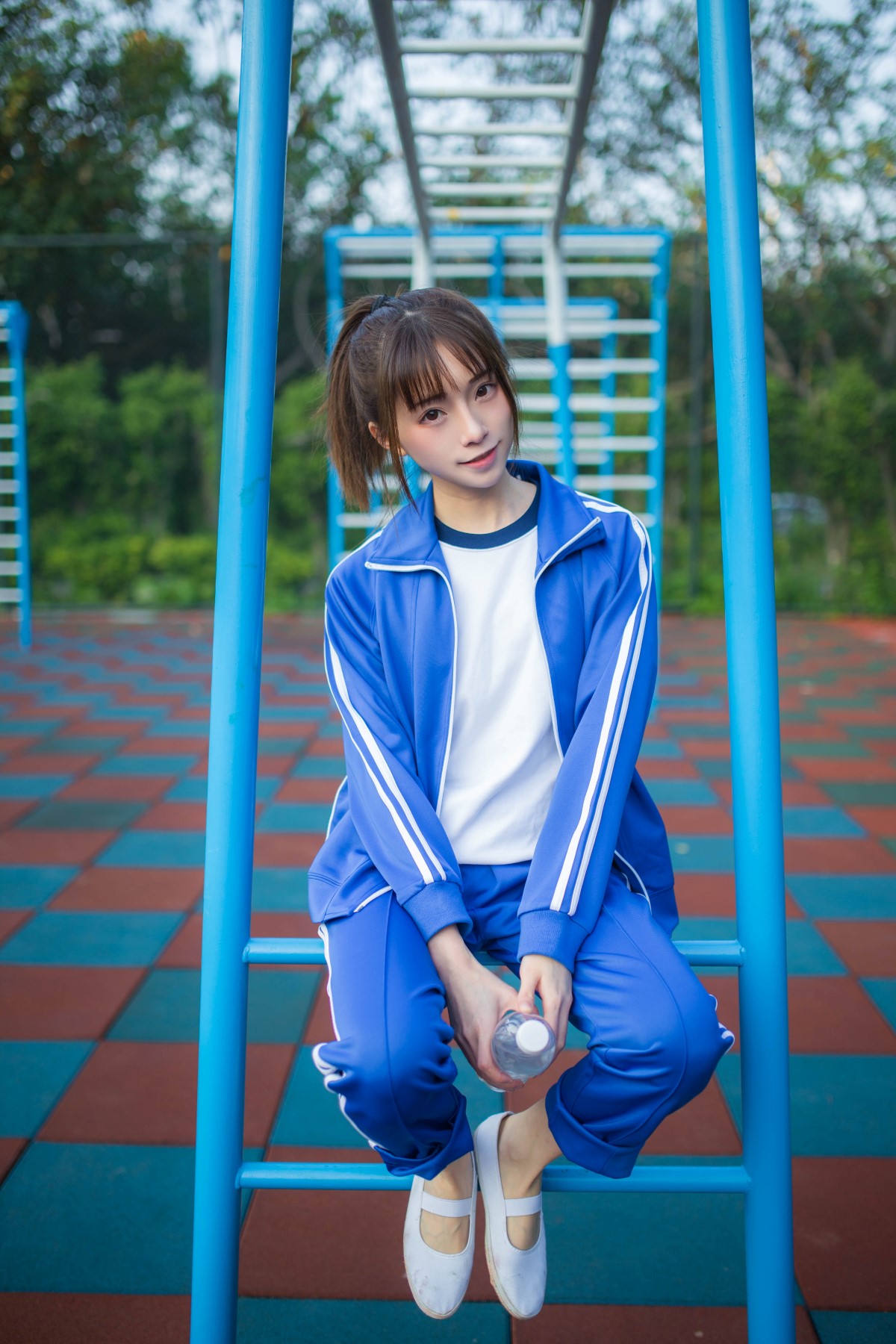 青春COSER@绮太郎_Kitaro 运动服女孩4 在线浏览 - 速更版-绅士图