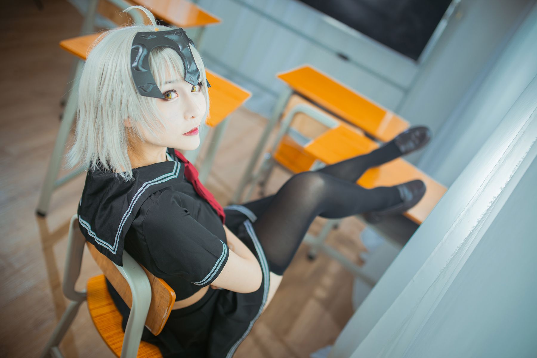 图片[24]-微博人气Coser@三刀刀Miido ⑥号本 黑贞德 在线浏览 – 速更版-美库