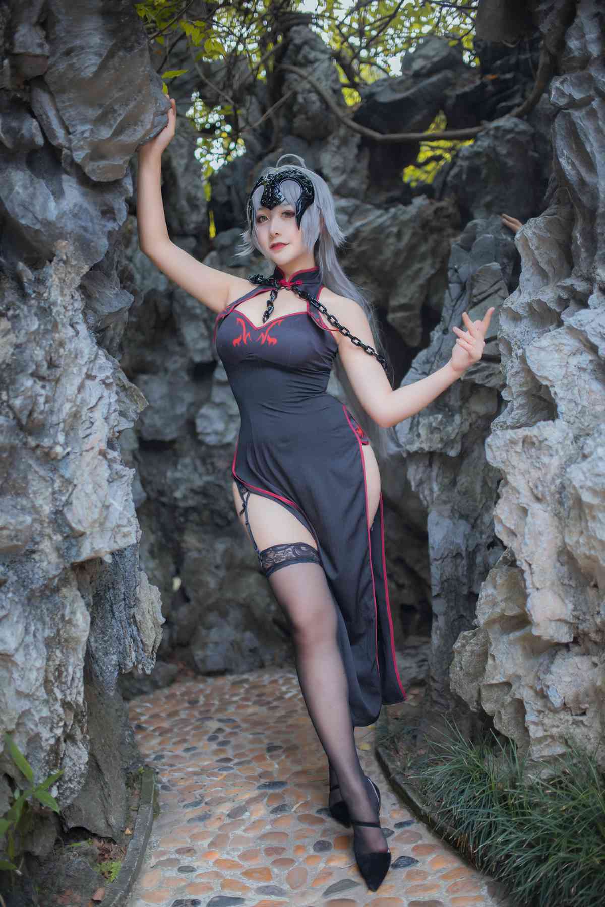 图片[2]-微博人气Coser@三刀刀Miido ⑥号本 黑贞德 在线浏览-翎羽暗房