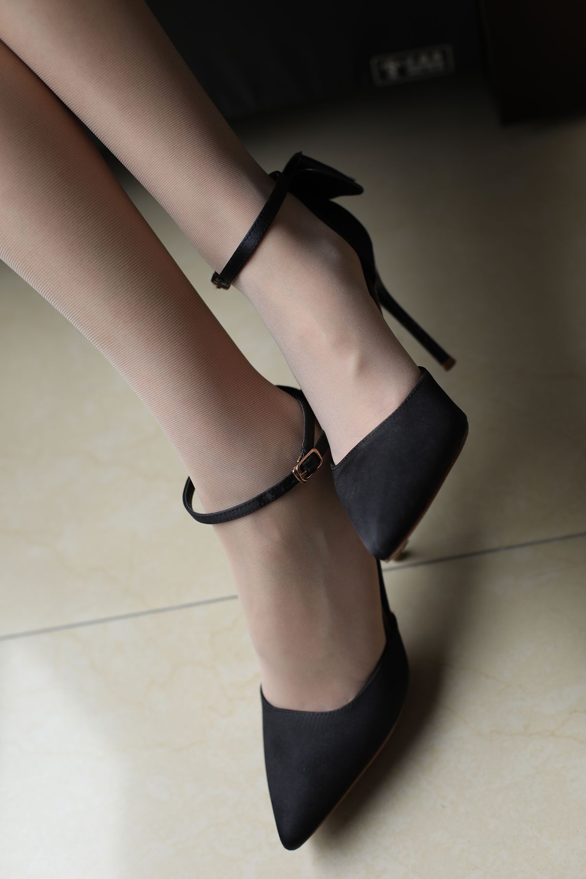 图片[15]-[奈丝写真] NO.150 乐乐 肉丝美腿 在线浏览 – 速更版-美库