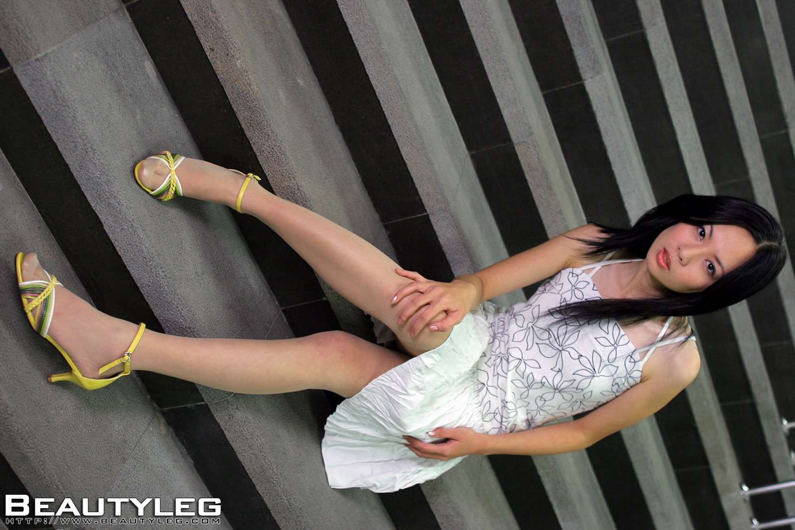 图片[17]-[BeautyLeg] No.048 孟瑶 在线浏览 – 速更版-美库