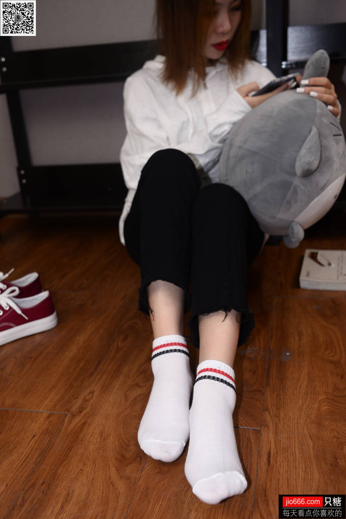 图片[155]-[只糖棉袜] NO.121 筱嫣 小熊剪了指甲变成了小能 在线浏览 – 速更版-美库