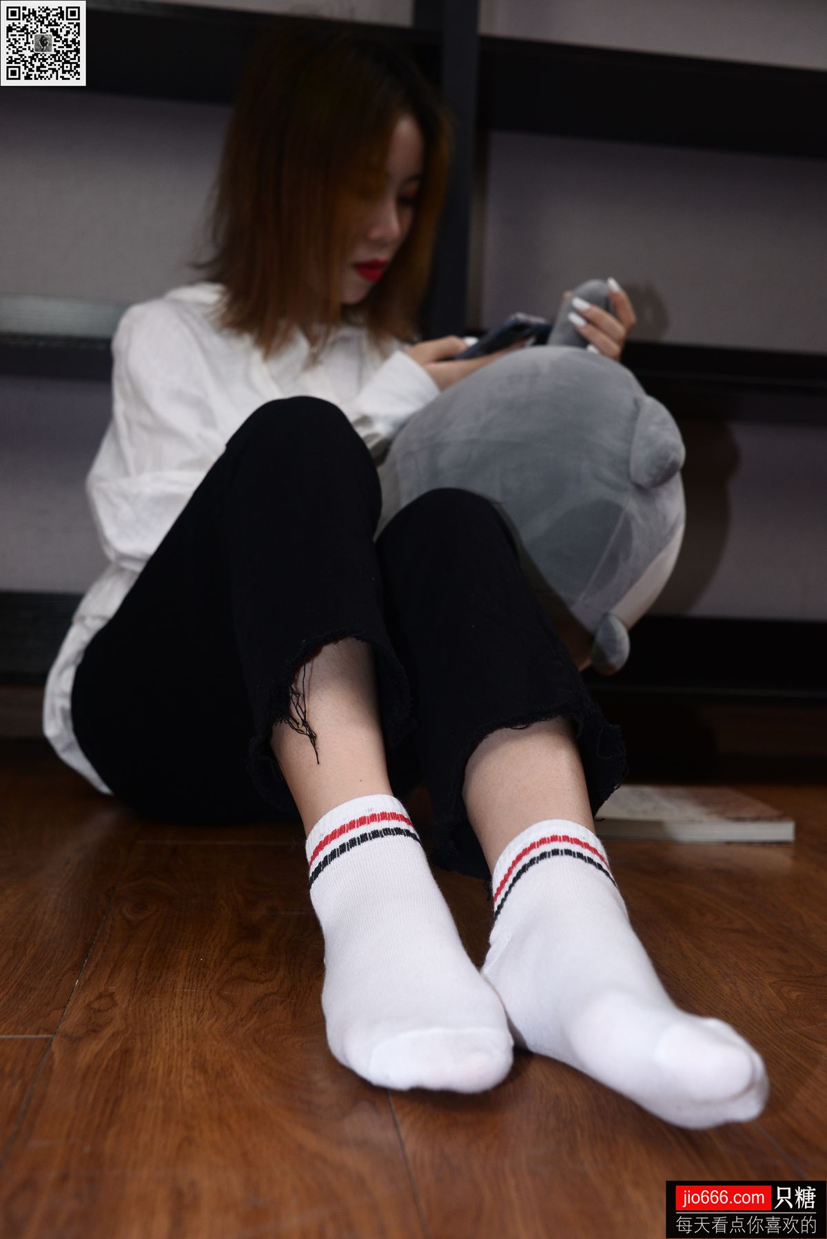 图片[23]-[只糖棉袜] NO.121 筱嫣 小熊剪了指甲变成了小能 在线浏览 – 速更版-美库