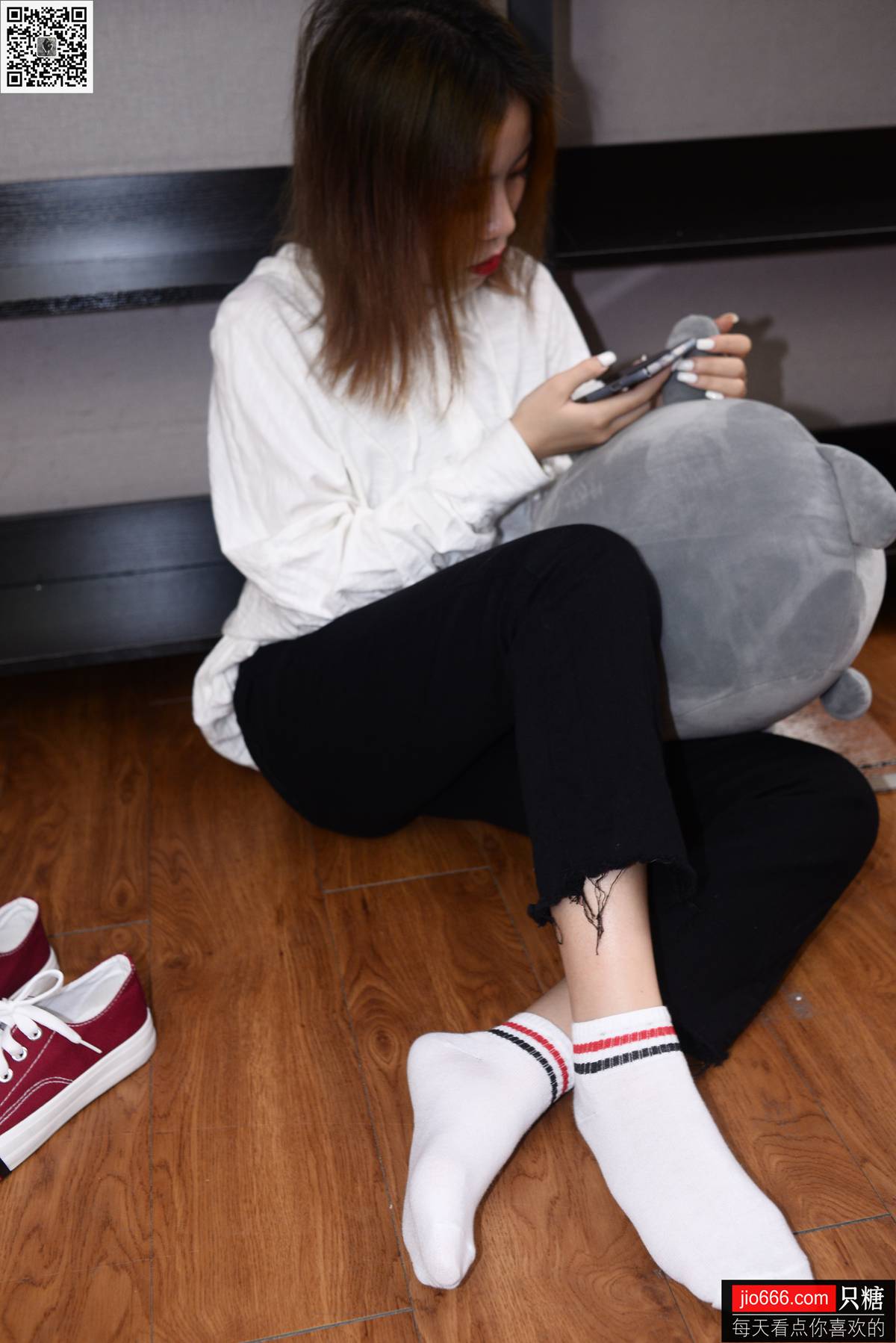 图片[40]-[只糖棉袜] NO.121 筱嫣 小熊剪了指甲变成了小能 在线浏览 – 速更版-美库