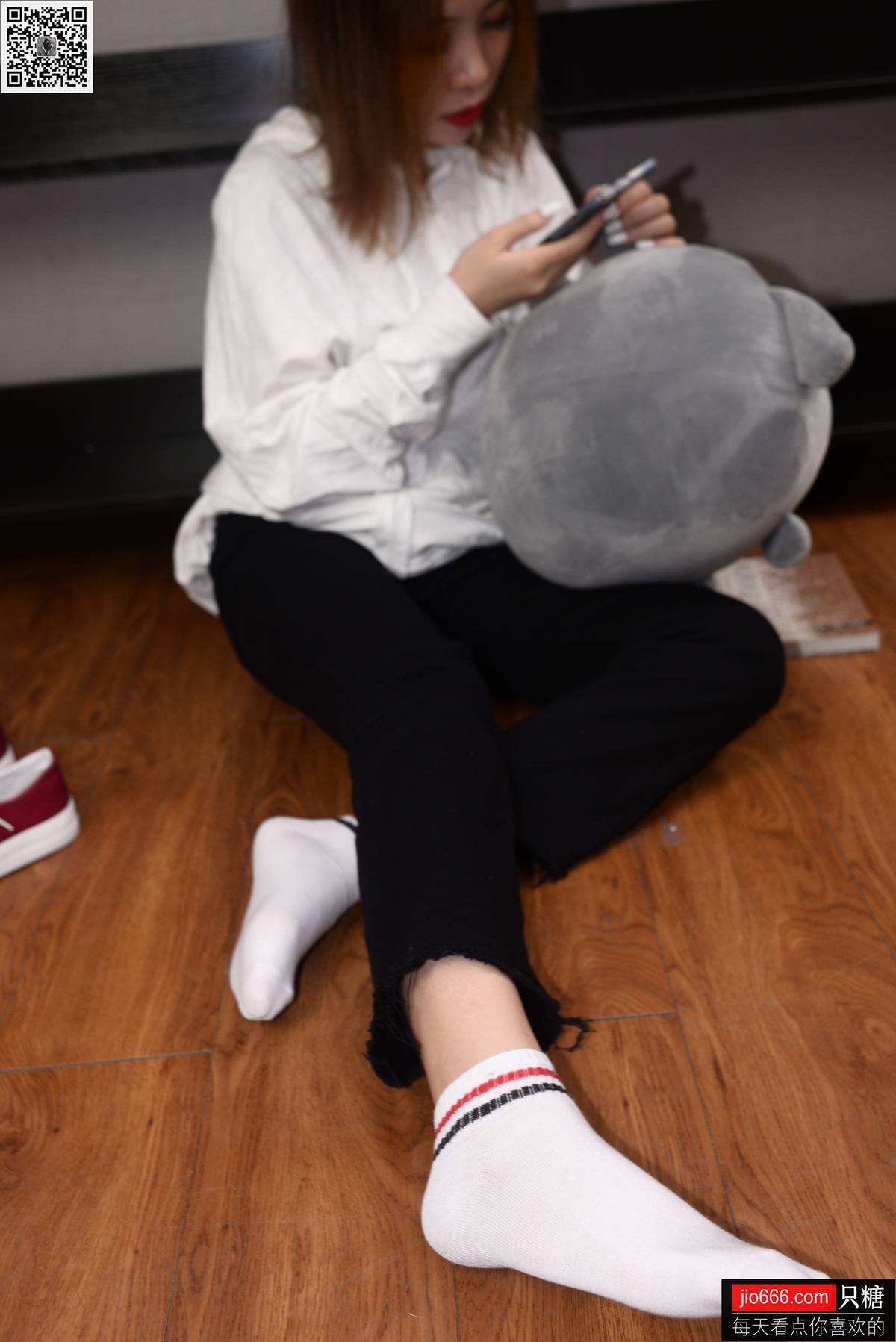 图片[212]-[只糖棉袜] NO.121 筱嫣 小熊剪了指甲变成了小能 在线浏览 – 速更版-美库