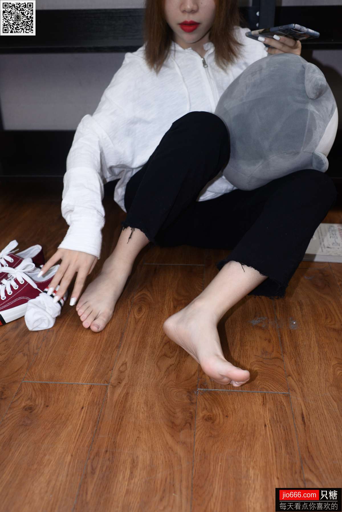 图片[114]-[只糖棉袜] NO.121 筱嫣 小熊剪了指甲变成了小能 在线浏览 – 速更版-美库