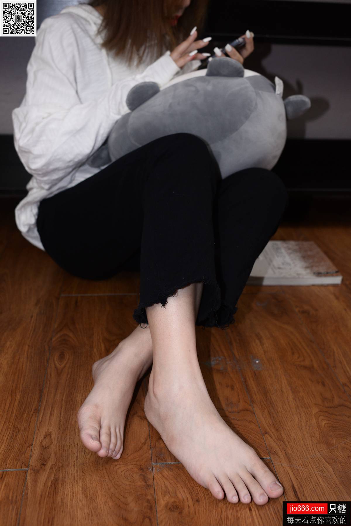 图片[156]-[只糖棉袜] NO.121 筱嫣 小熊剪了指甲变成了小能 在线浏览 – 速更版-美库