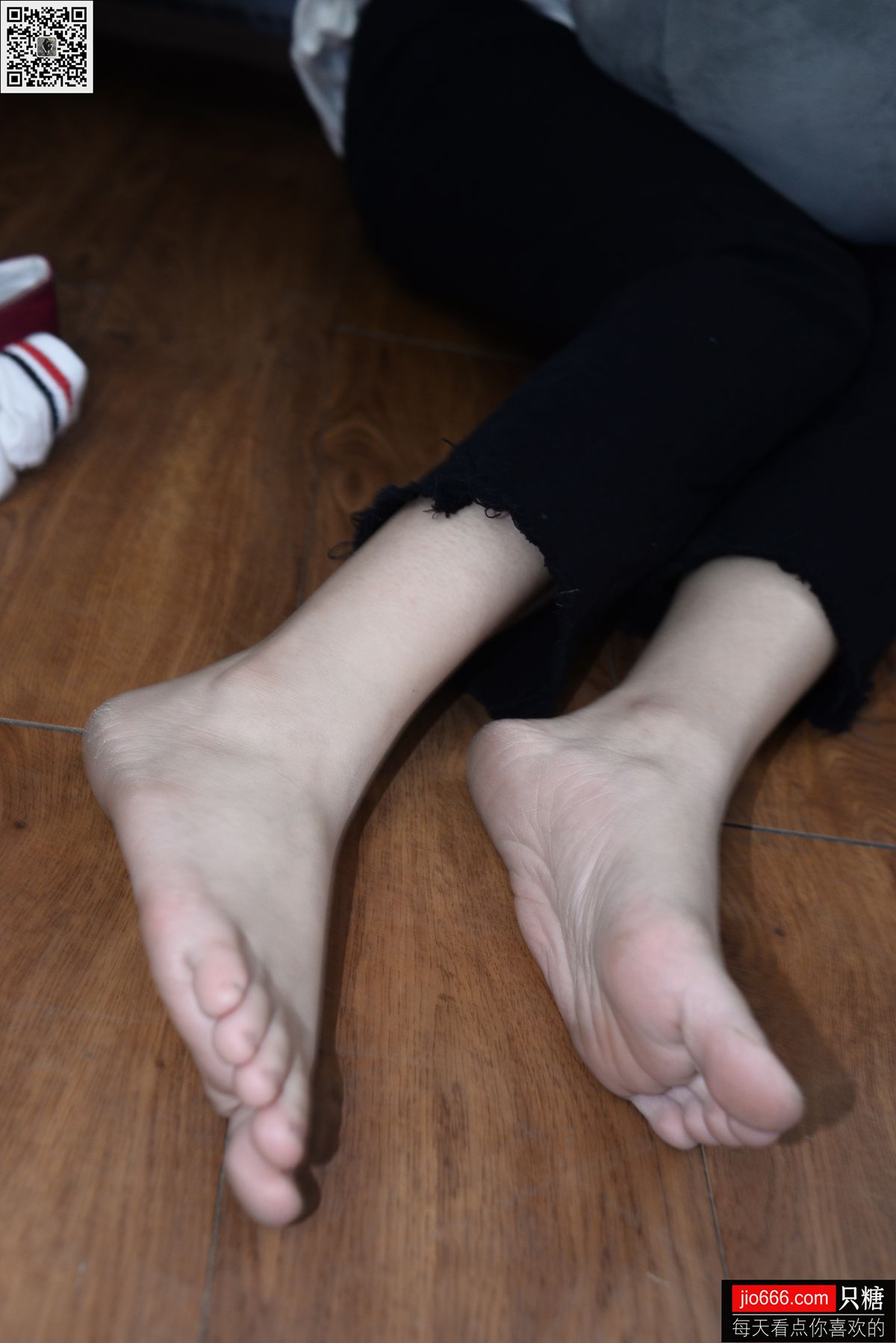 图片[48]-[只糖棉袜] NO.121 筱嫣 小熊剪了指甲变成了小能 在线浏览 – 速更版-美库