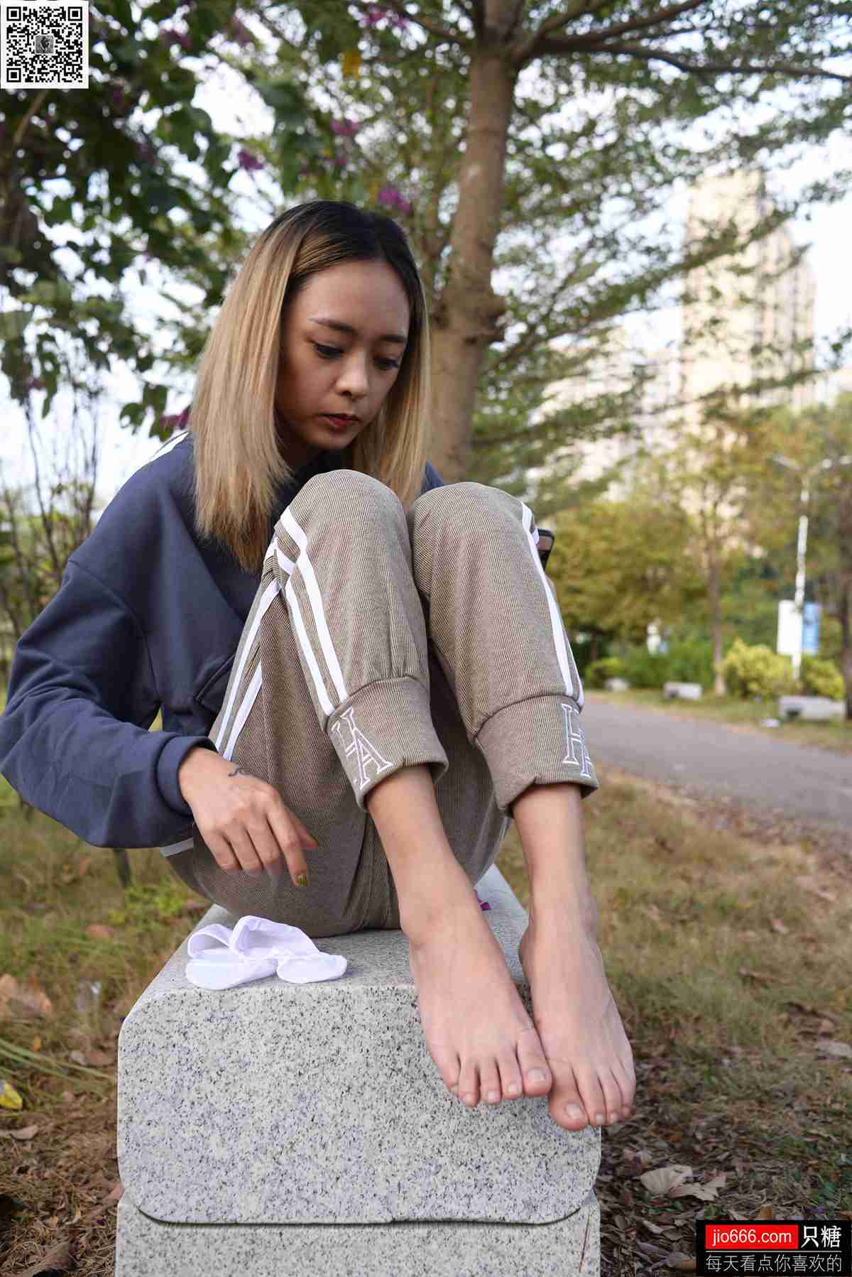 图片[24]-[只糖棉袜] NO.122 贝贝 故事里的小红花 在线浏览 – 速更版-美库