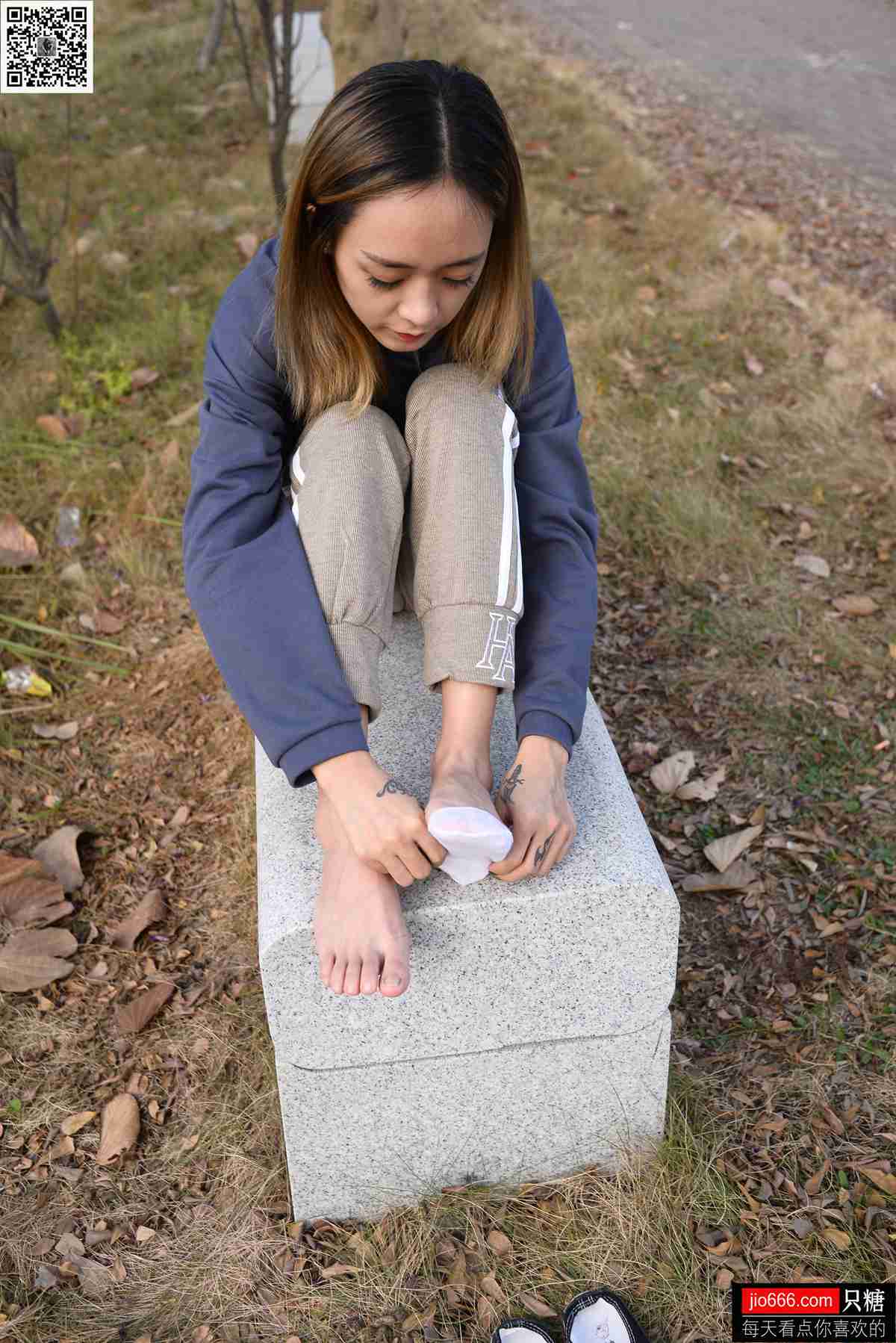 图片[34]-[只糖棉袜] NO.122 贝贝 故事里的小红花 在线浏览 – 速更版-美库