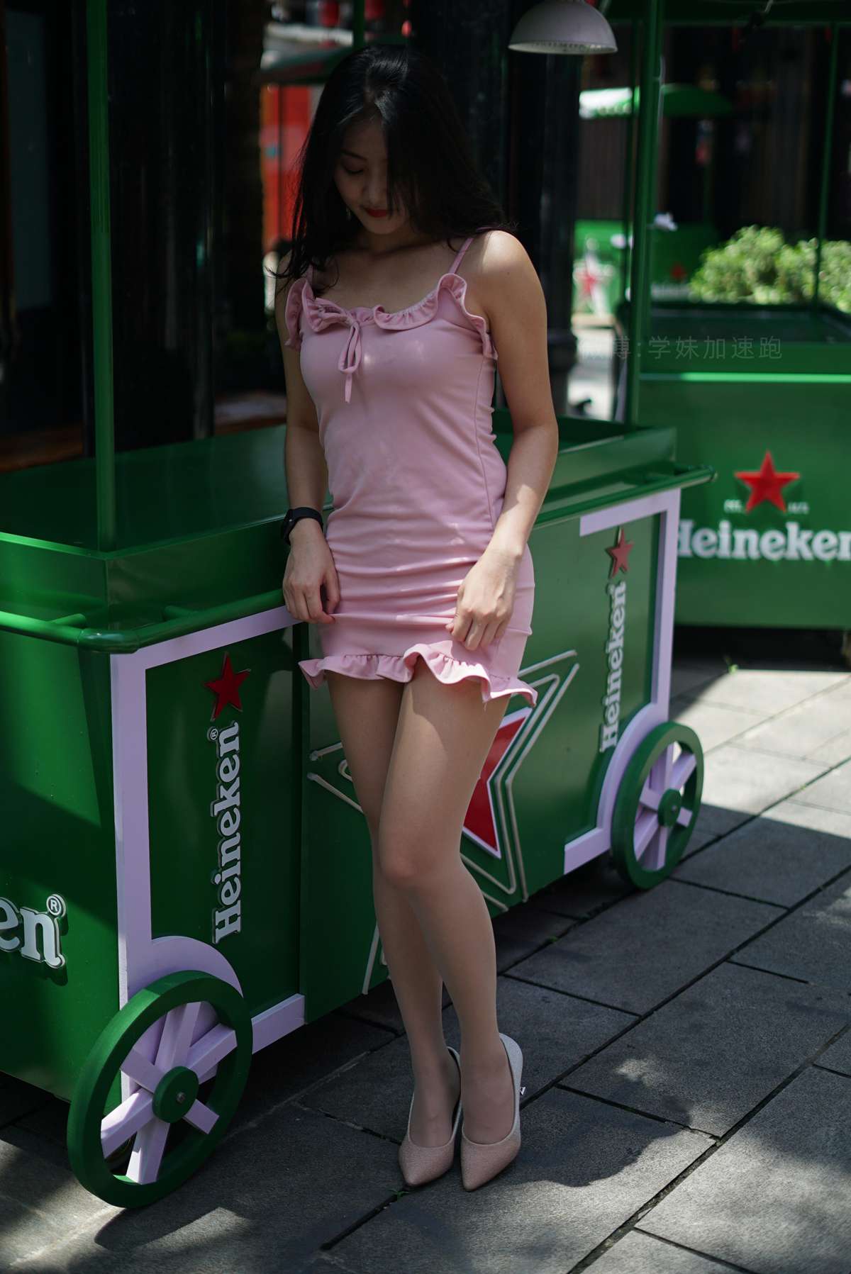 图片[17]-[学妹加速跑] 2020.08.21 XM073《摆摊卖足艺-彤彤》在线浏览 – 速更版-美库