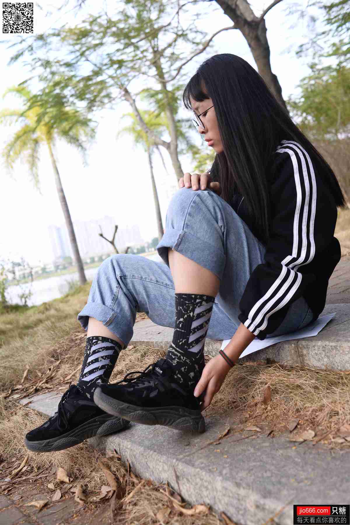 图片[255]-[只糖棉袜] NO.125 小歪 十一月，再见!十二月，你好 在线浏览 – 速更版-美库