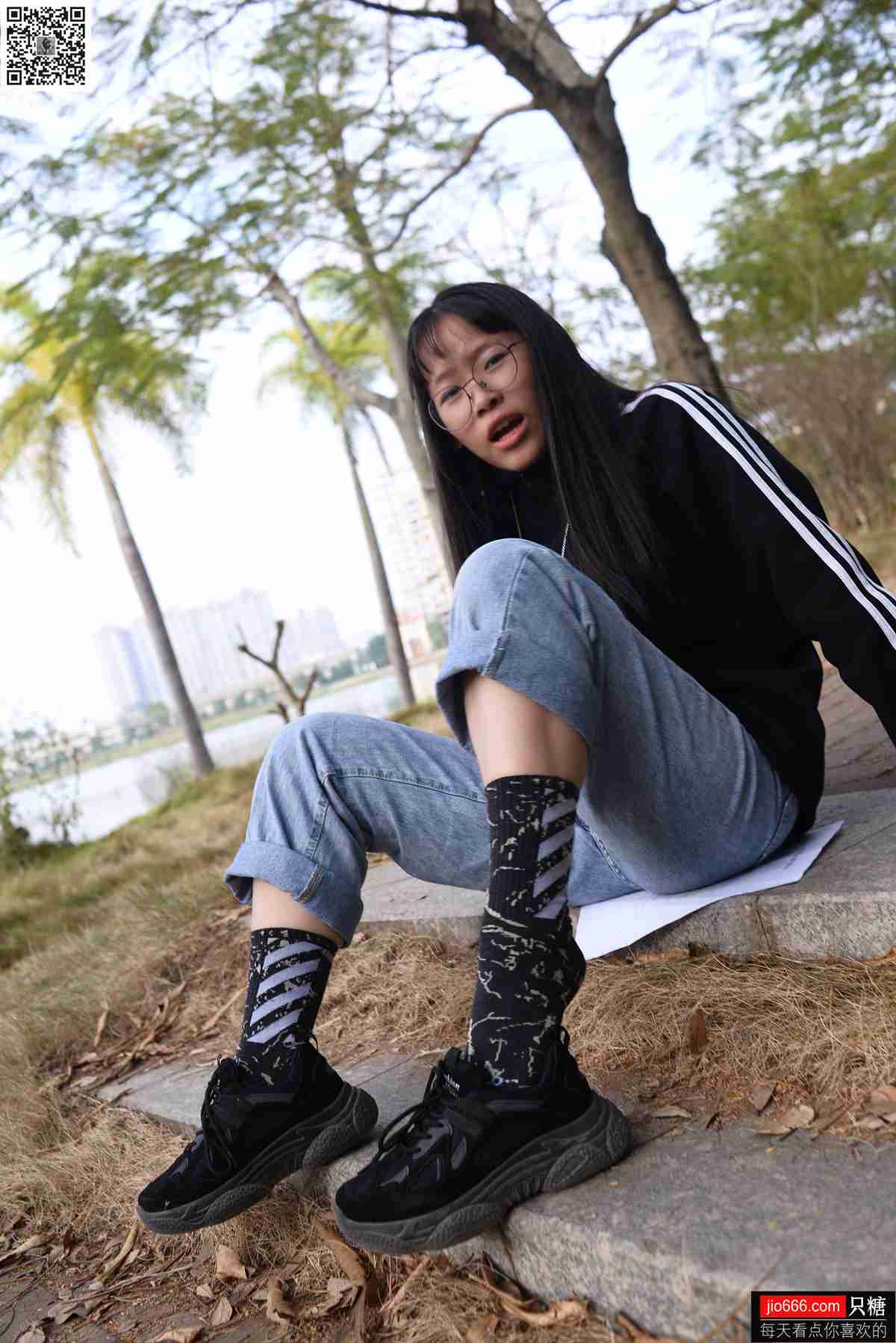 图片[83]-[只糖棉袜] NO.125 小歪 十一月，再见!十二月，你好 在线浏览 – 速更版-美库