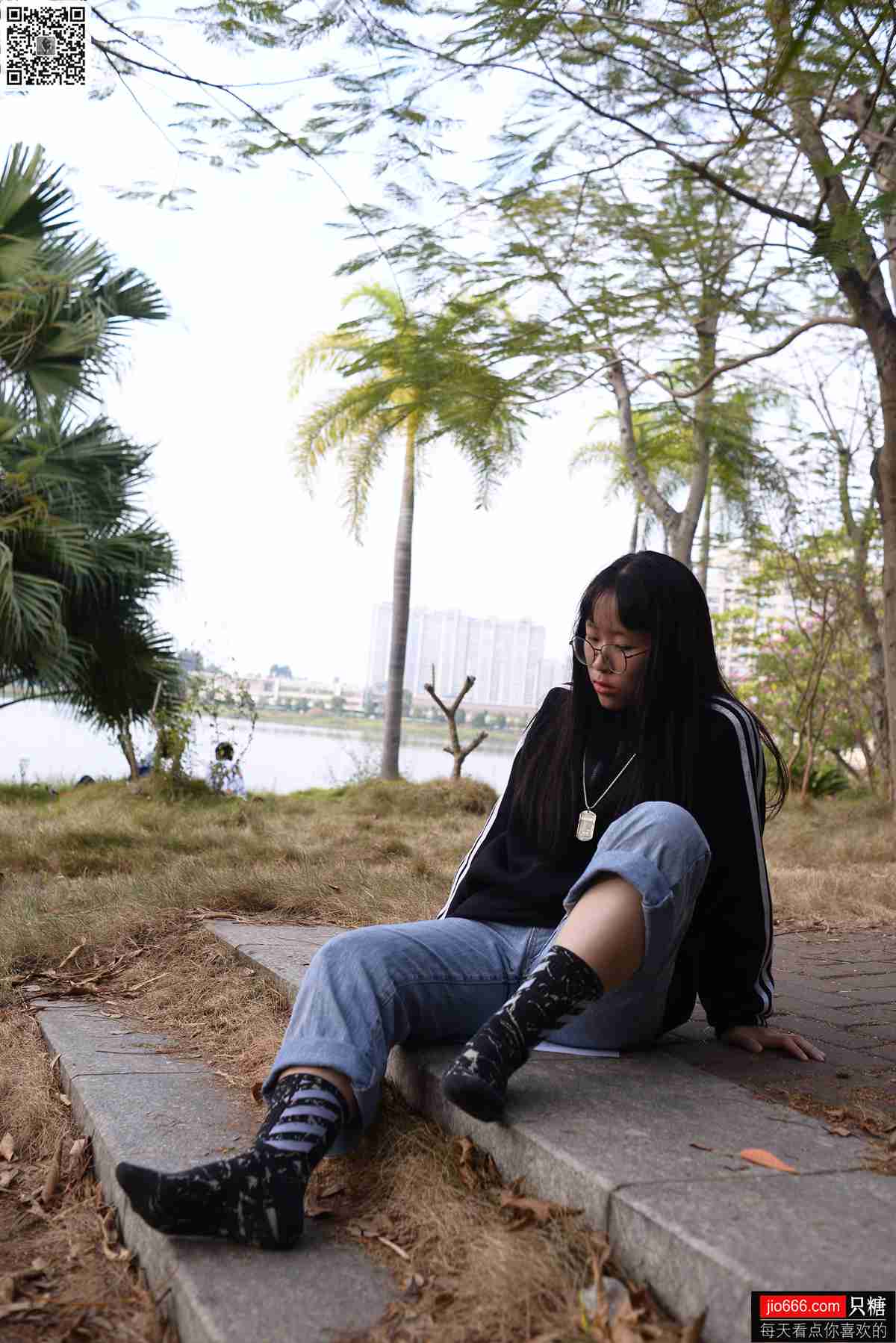 图片[38]-[只糖棉袜] NO.125 小歪 十一月，再见!十二月，你好 在线浏览 – 速更版-美库