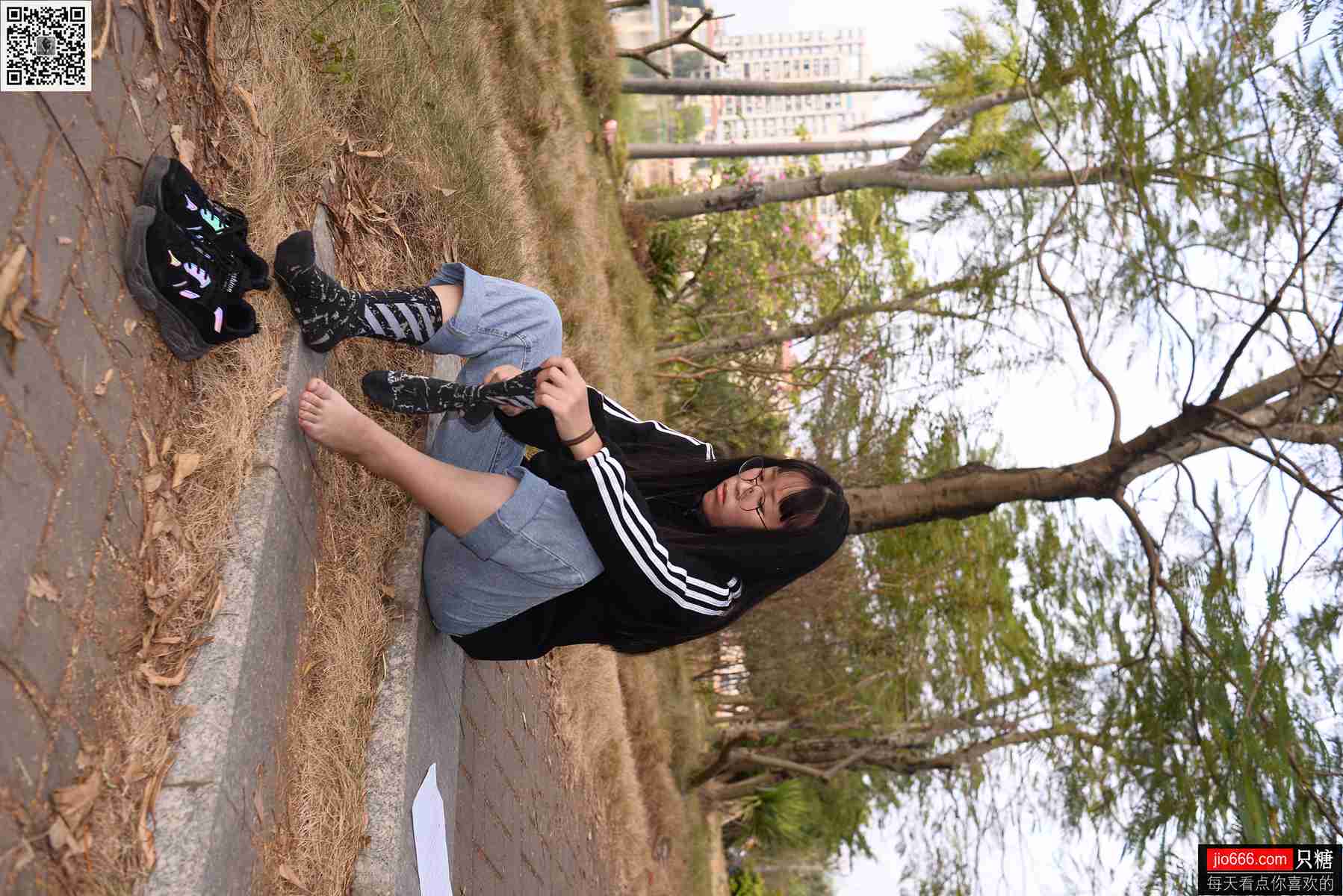 图片[149]-[只糖棉袜] NO.125 小歪 十一月，再见!十二月，你好 在线浏览 – 速更版-美库