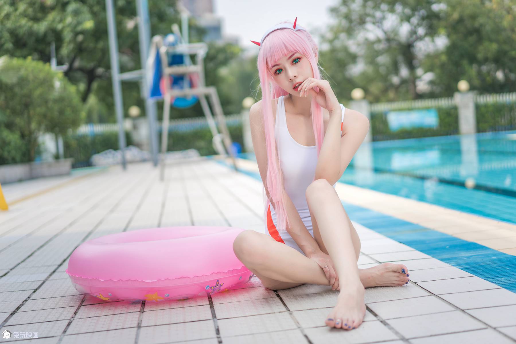 图片[11]-兔玩映画 夏日 Vol.012 泳池边 在线浏览 – 速更版-美库