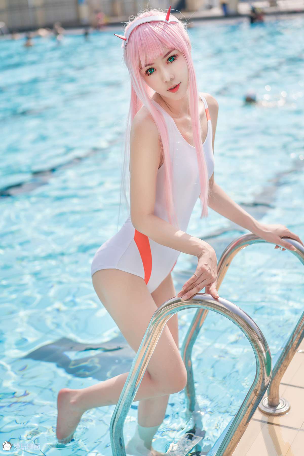 图片[9]-兔玩映画 夏日 Vol.012 泳池边 在线浏览 – 速更版-美库