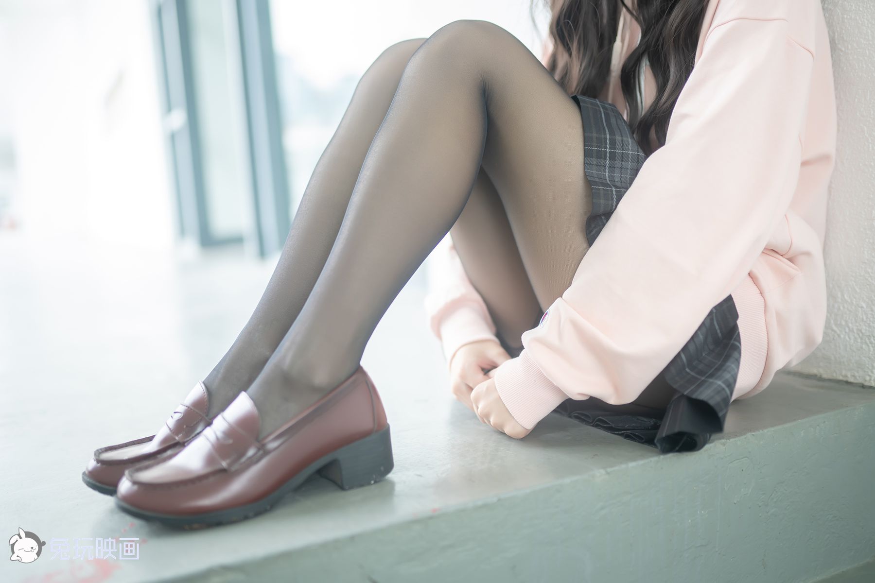 图片[18]-兔玩映画 B169 楼梯上的萝莉黑丝 在线浏览 – 速更版-美库