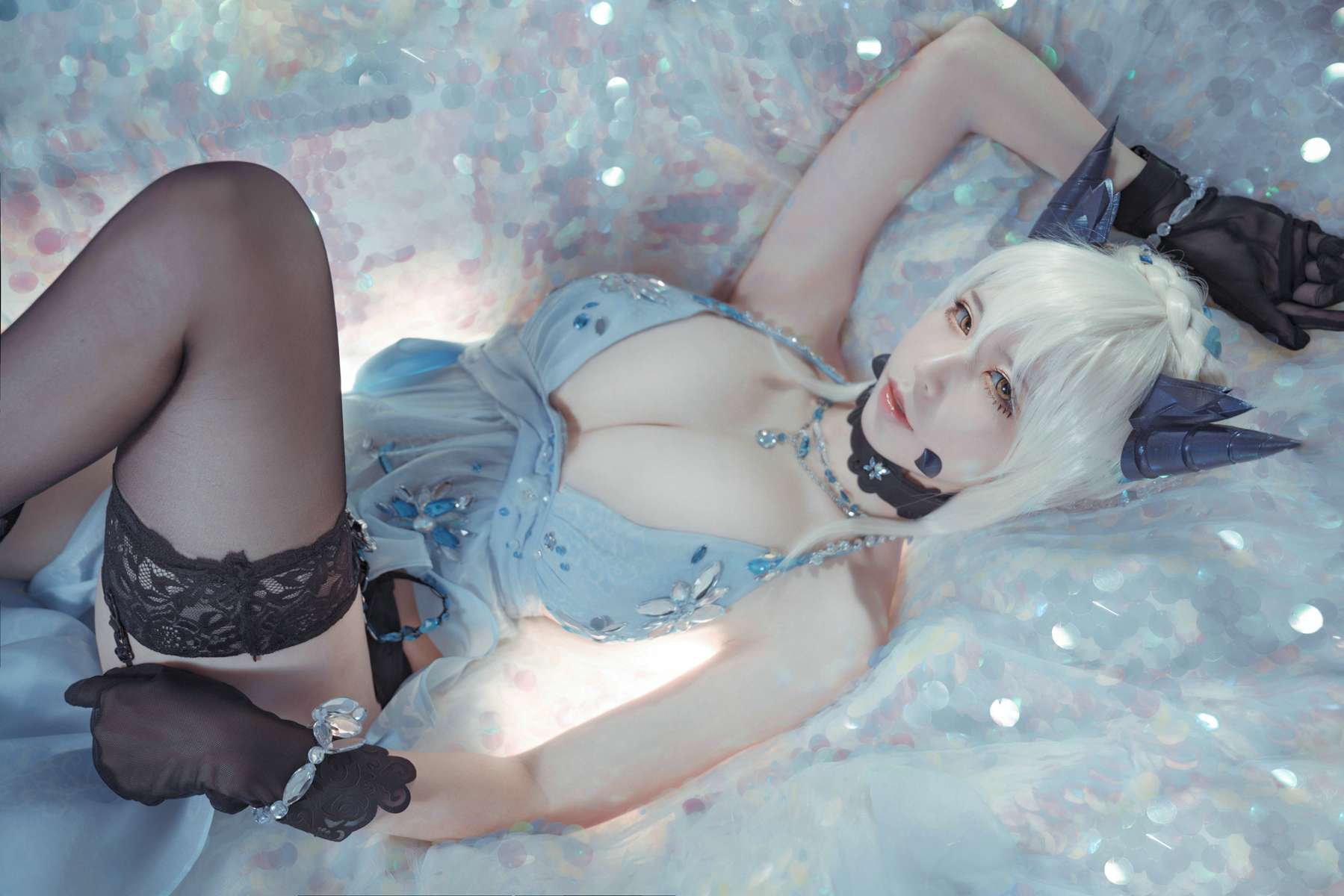 人气动漫Coser@爱老师_PhD 黑枪呆 皇室糖霜 [24P] - 速更版-绅士图