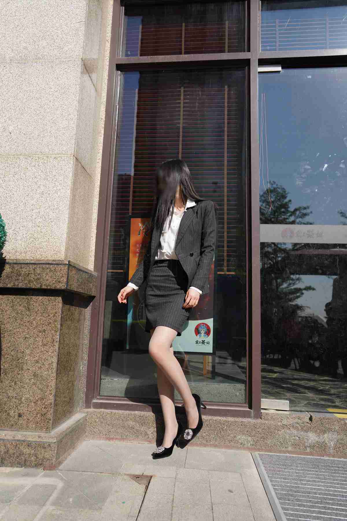 图片[24]-[kittyWawa袜小喵] KT256 户外职业装[98P] – 速更版-美库