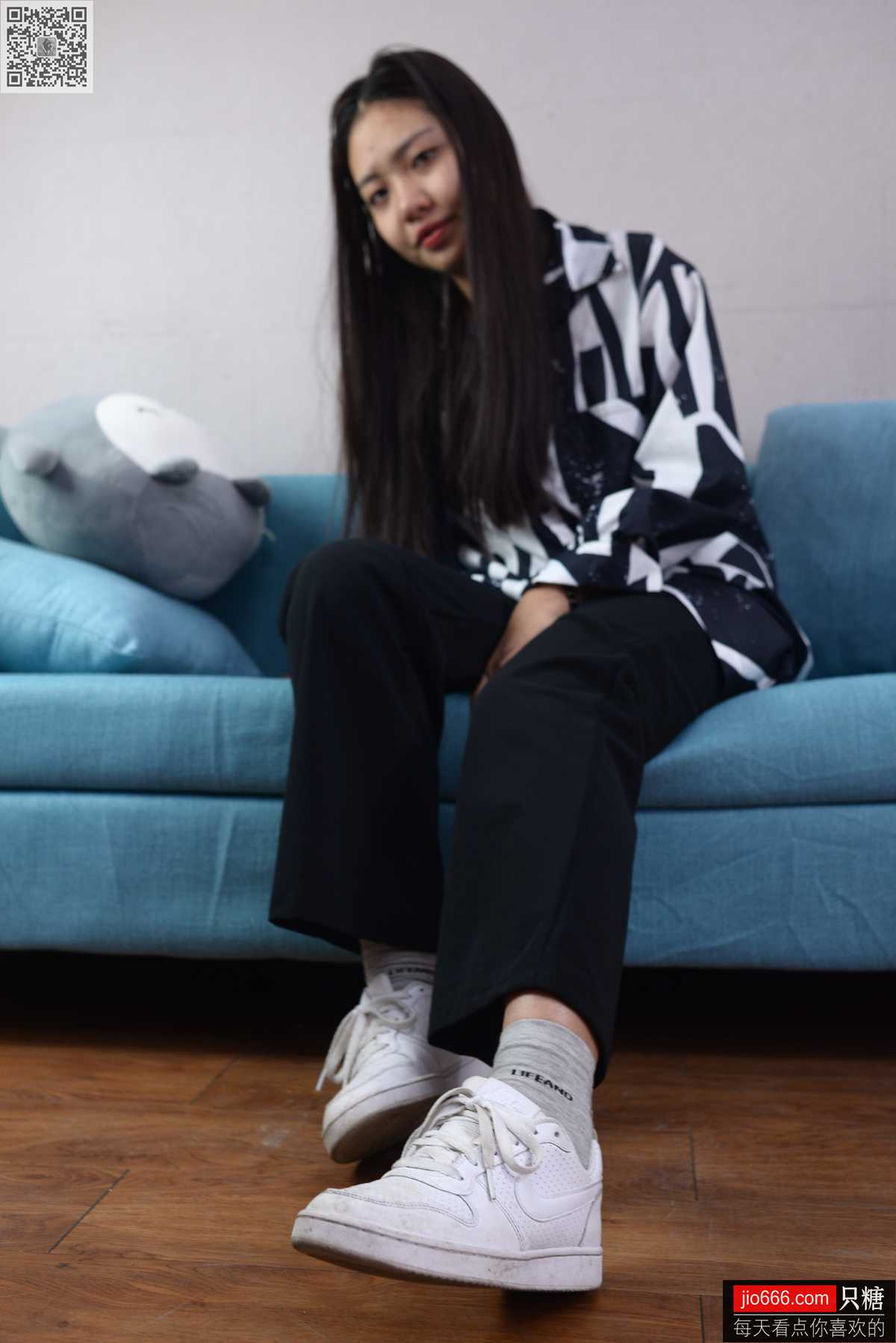 图片[94]-[只糖棉袜] NO.132 曼曼 花开如火 也如寂寞[128P] – 速更版-美库