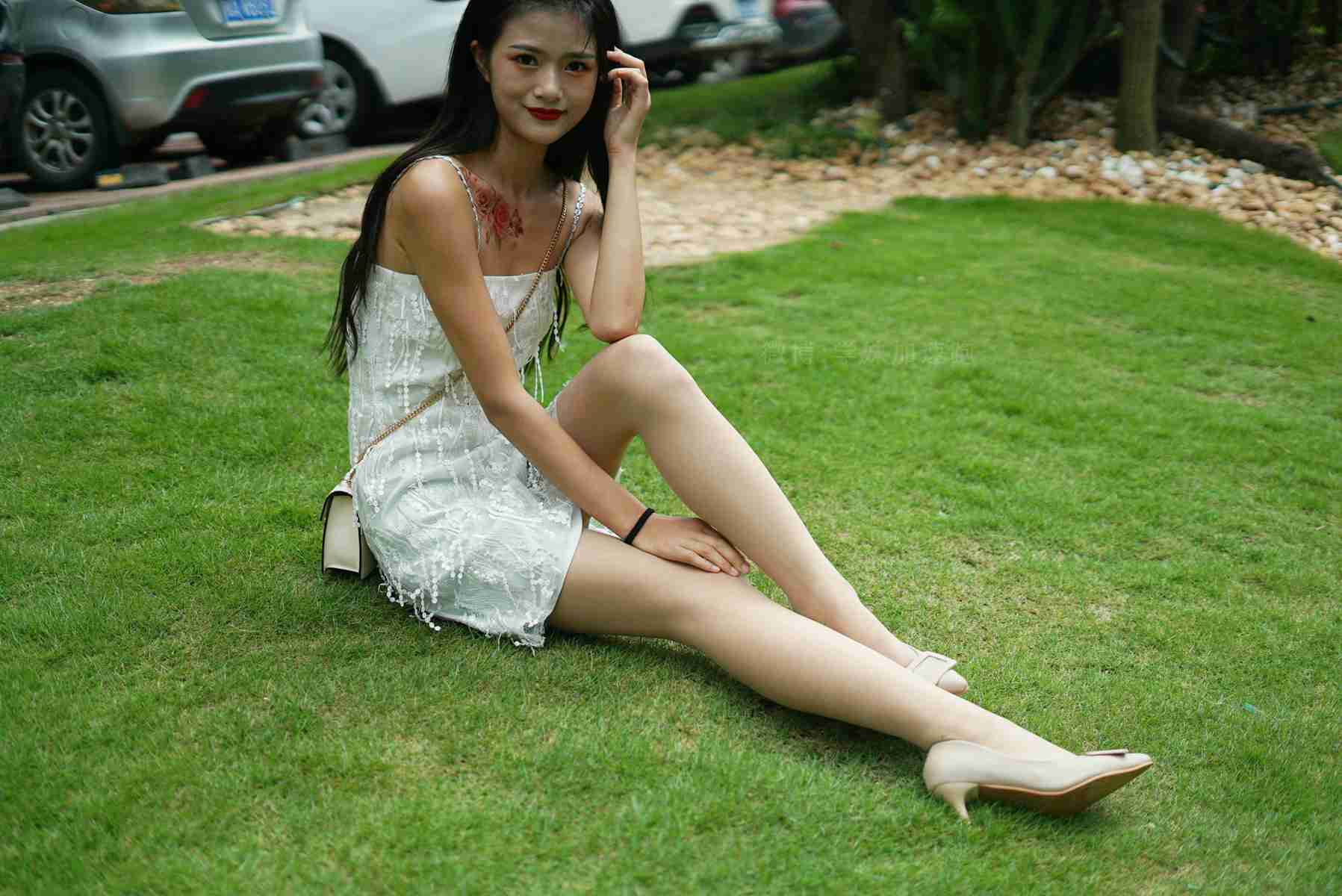 图片[51]-[学妹加速跑] 2020.09.03 XM079《草地上的绿茶jio-鹿酱》[98P] – 速更版-美库