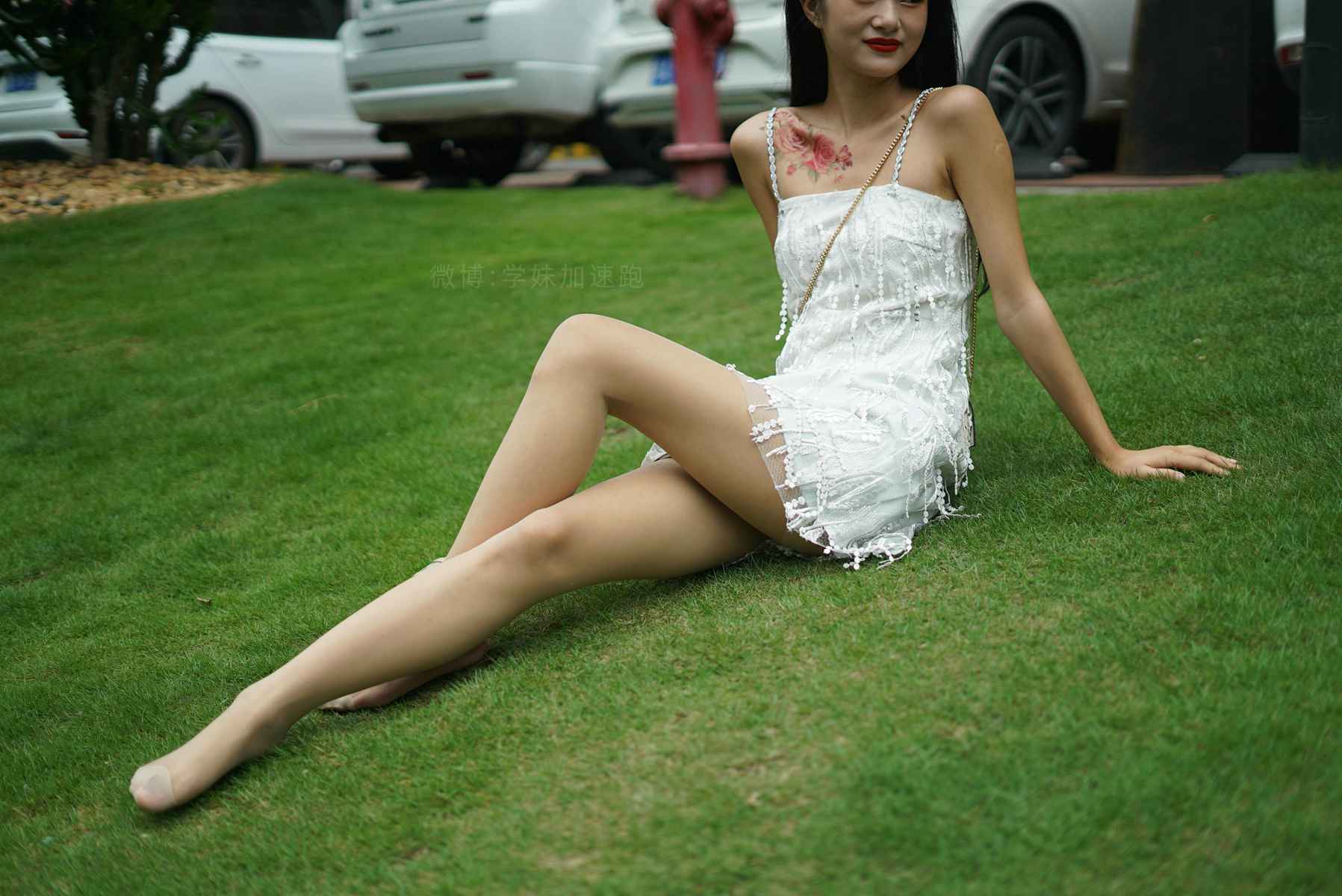 图片[73]-[学妹加速跑] 2020.09.03 XM079《草地上的绿茶jio-鹿酱》[98P] – 速更版-美库