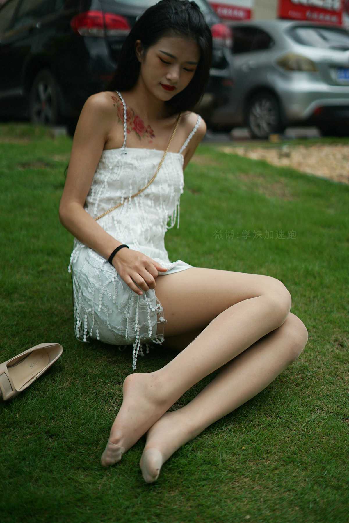 图片[78]-[学妹加速跑] 2020.09.03 XM079《草地上的绿茶jio-鹿酱》[98P] – 速更版-美库