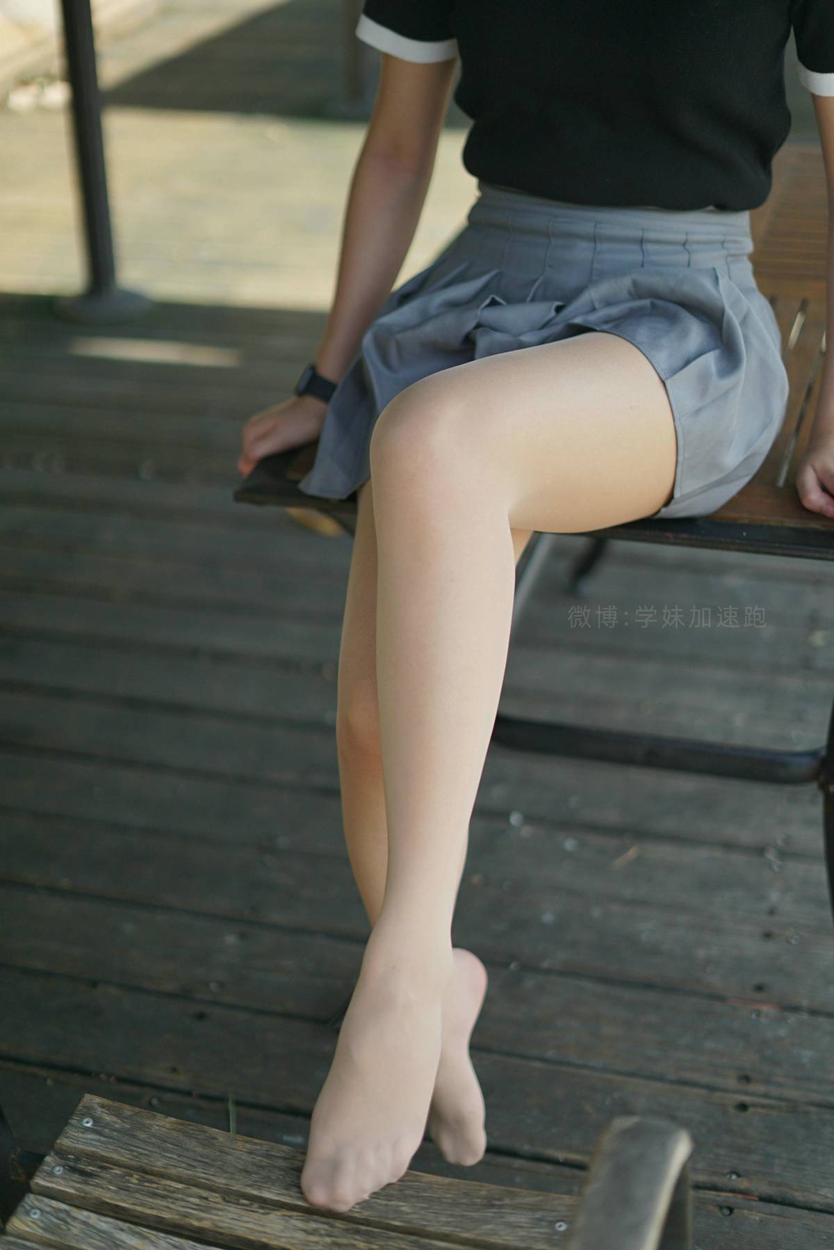 图片[77]-[学妹加速跑] 2020.08.31 XM077《桌上起舞的彤彤》[95P] – 速更版-美库