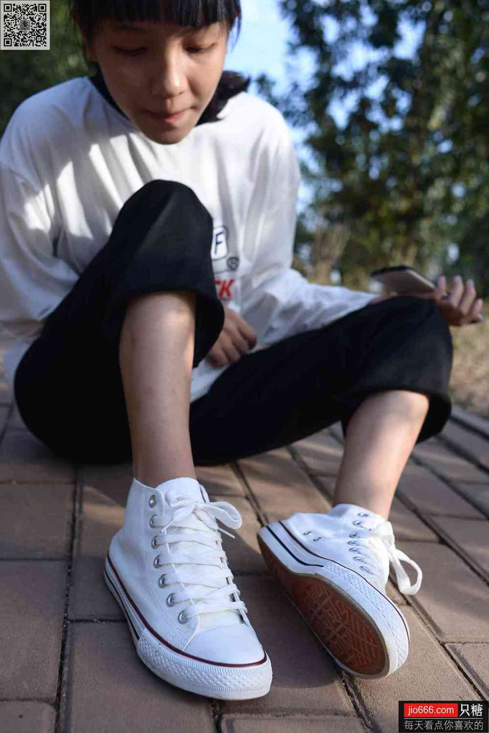 图片[150]-[只糖棉袜]NO.133 点点 没有一个冬天不可逾越[312P] – 速更版-美库