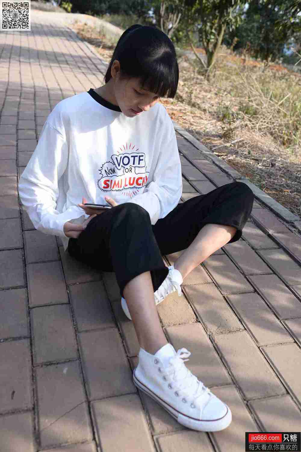 图片[212]-[只糖棉袜]NO.133 点点 没有一个冬天不可逾越[312P] – 速更版-美库