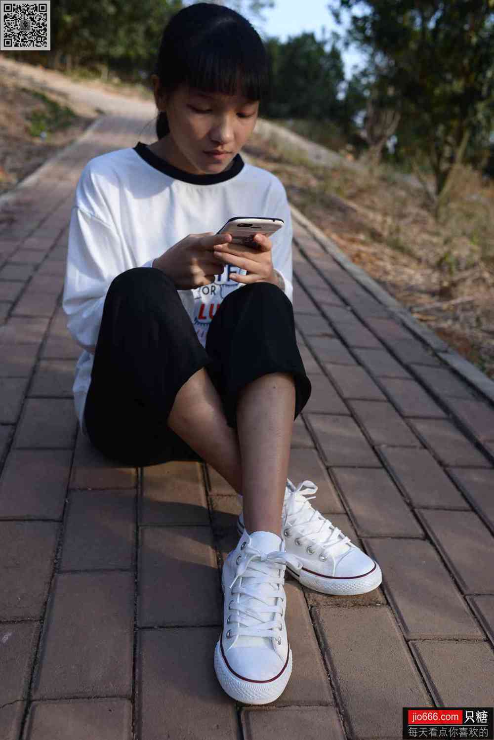 图片[106]-[只糖棉袜]NO.133 点点 没有一个冬天不可逾越[312P] – 速更版-美库