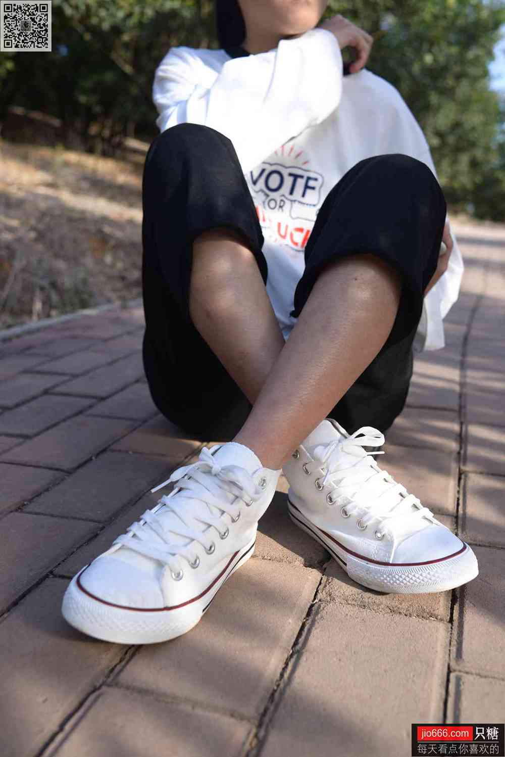 图片[286]-[只糖棉袜]NO.133 点点 没有一个冬天不可逾越[312P] – 速更版-美库