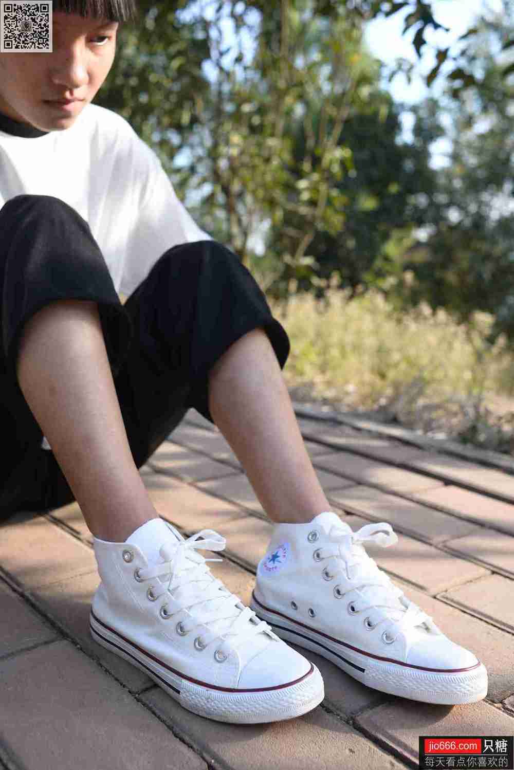 图片[35]-[只糖棉袜]NO.133 点点 没有一个冬天不可逾越[312P] – 速更版-美库