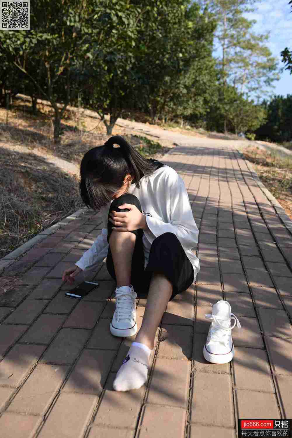 图片[213]-[只糖棉袜]NO.133 点点 没有一个冬天不可逾越[312P] – 速更版-美库