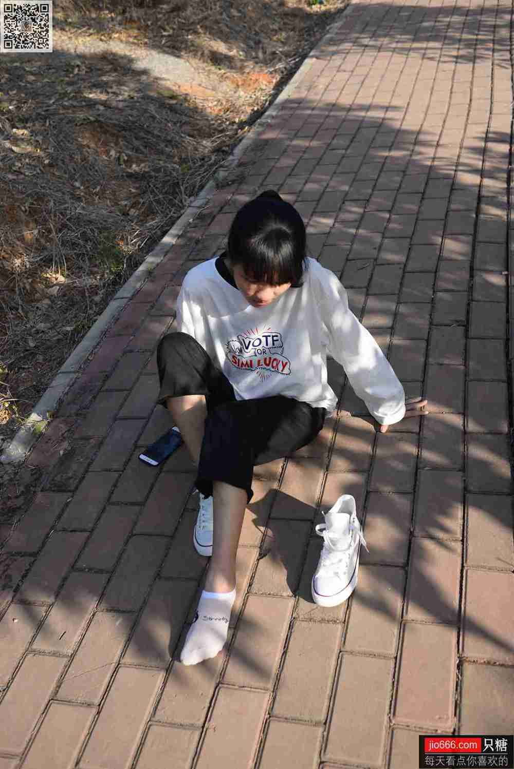 图片[133]-[只糖棉袜]NO.133 点点 没有一个冬天不可逾越[312P] – 速更版-美库