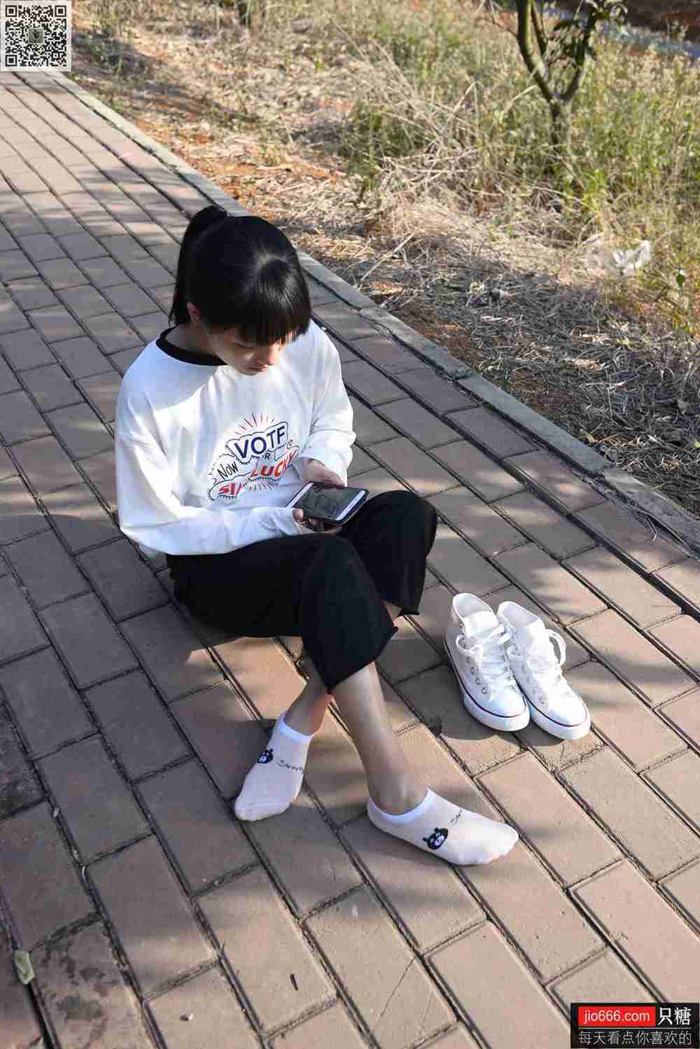 图片[298]-[只糖棉袜]NO.133 点点 没有一个冬天不可逾越[312P] – 速更版-美库