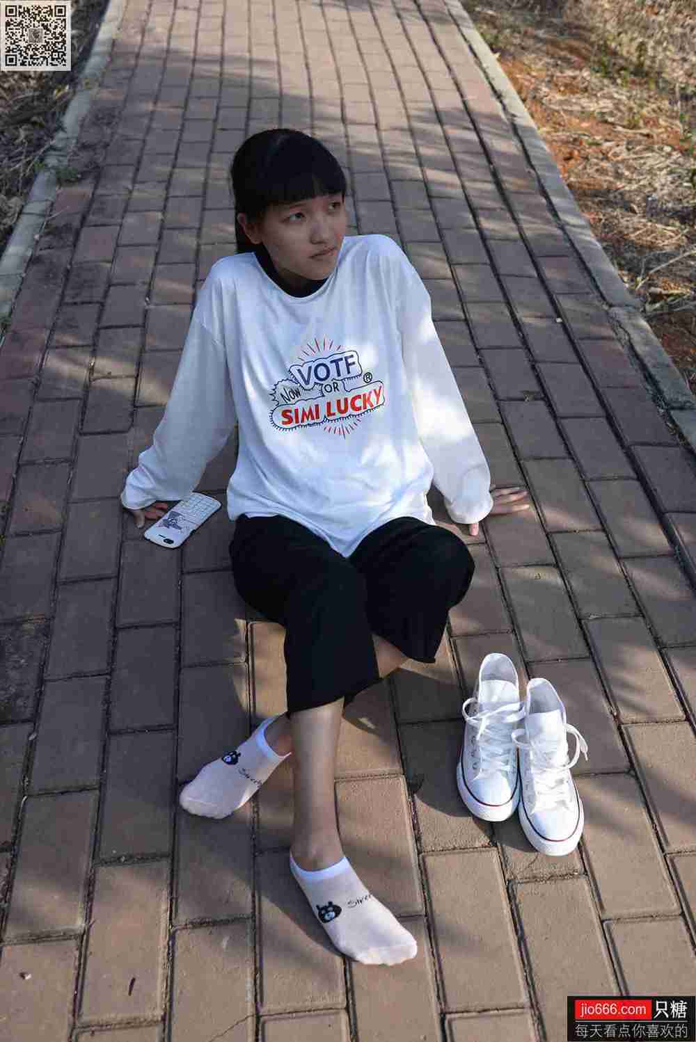 图片[271]-[只糖棉袜]NO.133 点点 没有一个冬天不可逾越[312P] – 速更版-美库