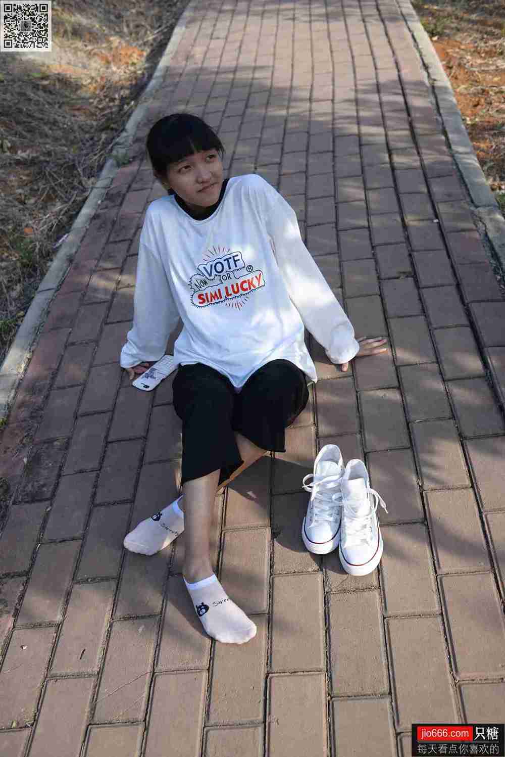 图片[117]-[只糖棉袜]NO.133 点点 没有一个冬天不可逾越[312P] – 速更版-美库